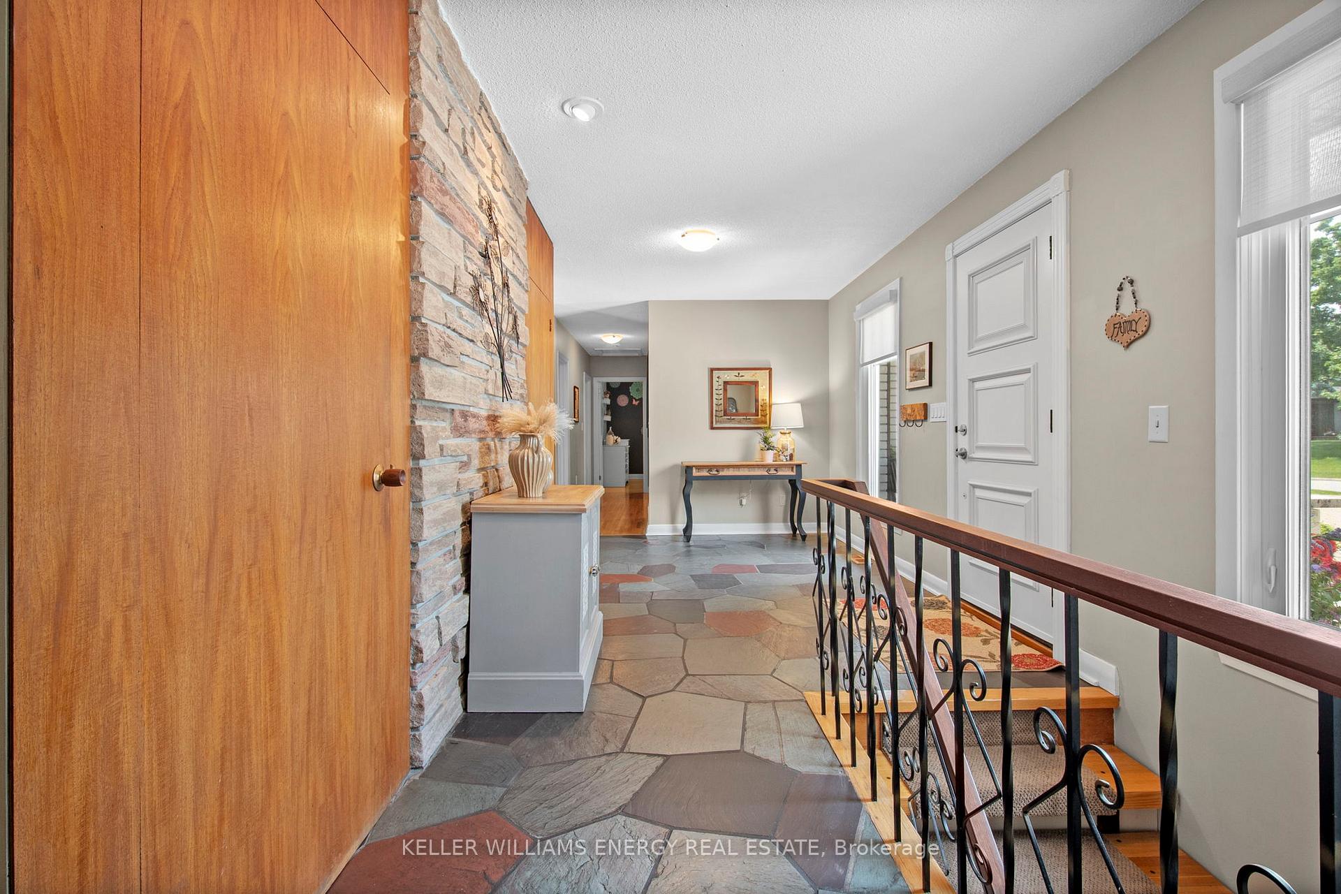 Photo 17 of 833 Glenmanor Drive, Oshawa, Northglen — HOMEH