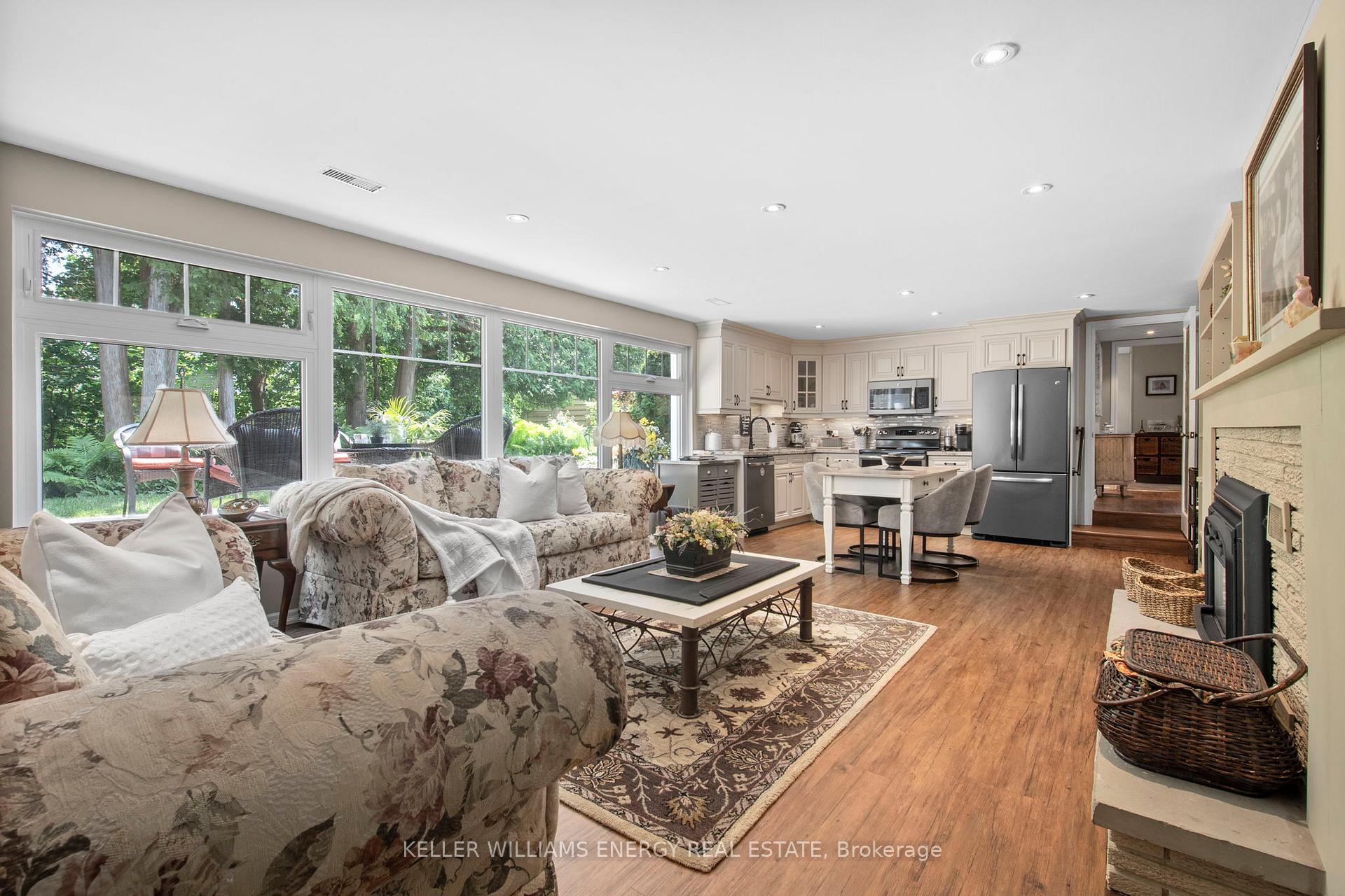 Photo 22 of 833 Glenmanor Drive, Oshawa, Northglen — HOMEH