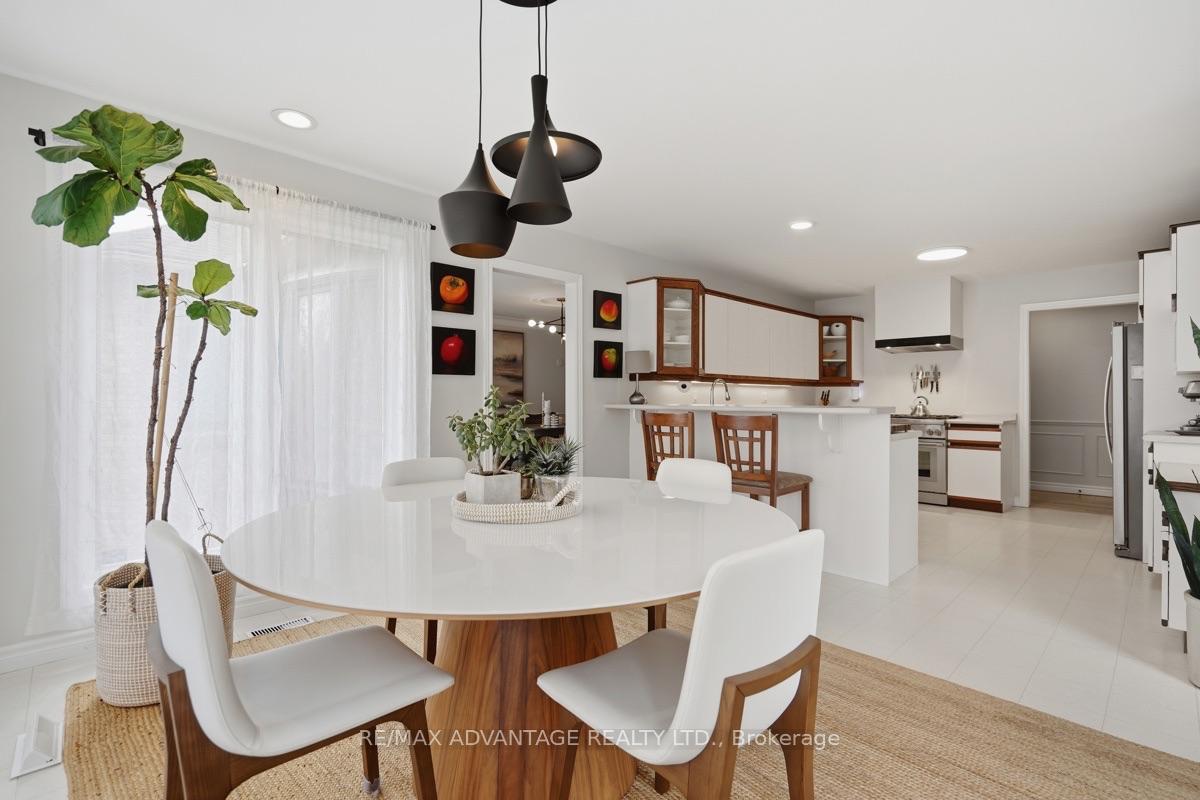 Photo 17 of 1 Smallman Drive, London, North A — HOMEH