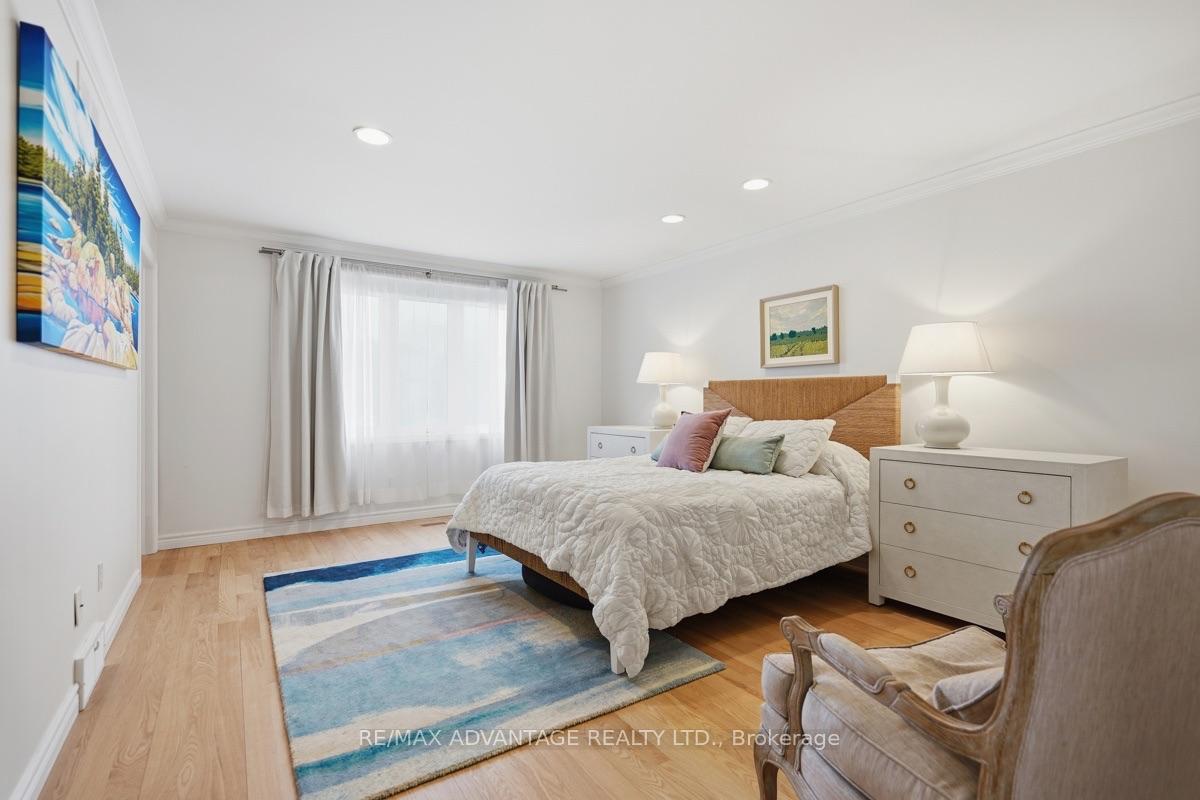 Photo 27 of 1 Smallman Drive, London, North A — HOMEH