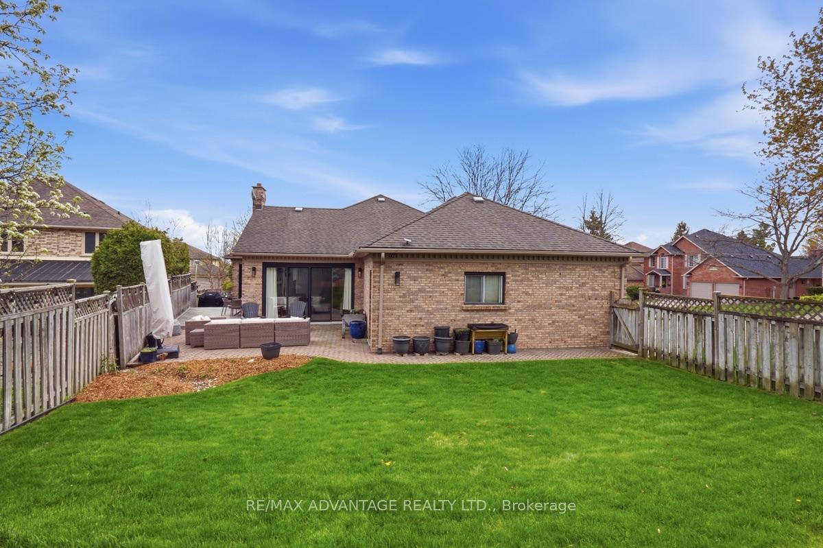 Photo 32 of 1 Smallman Drive, London, North A — HOMEH