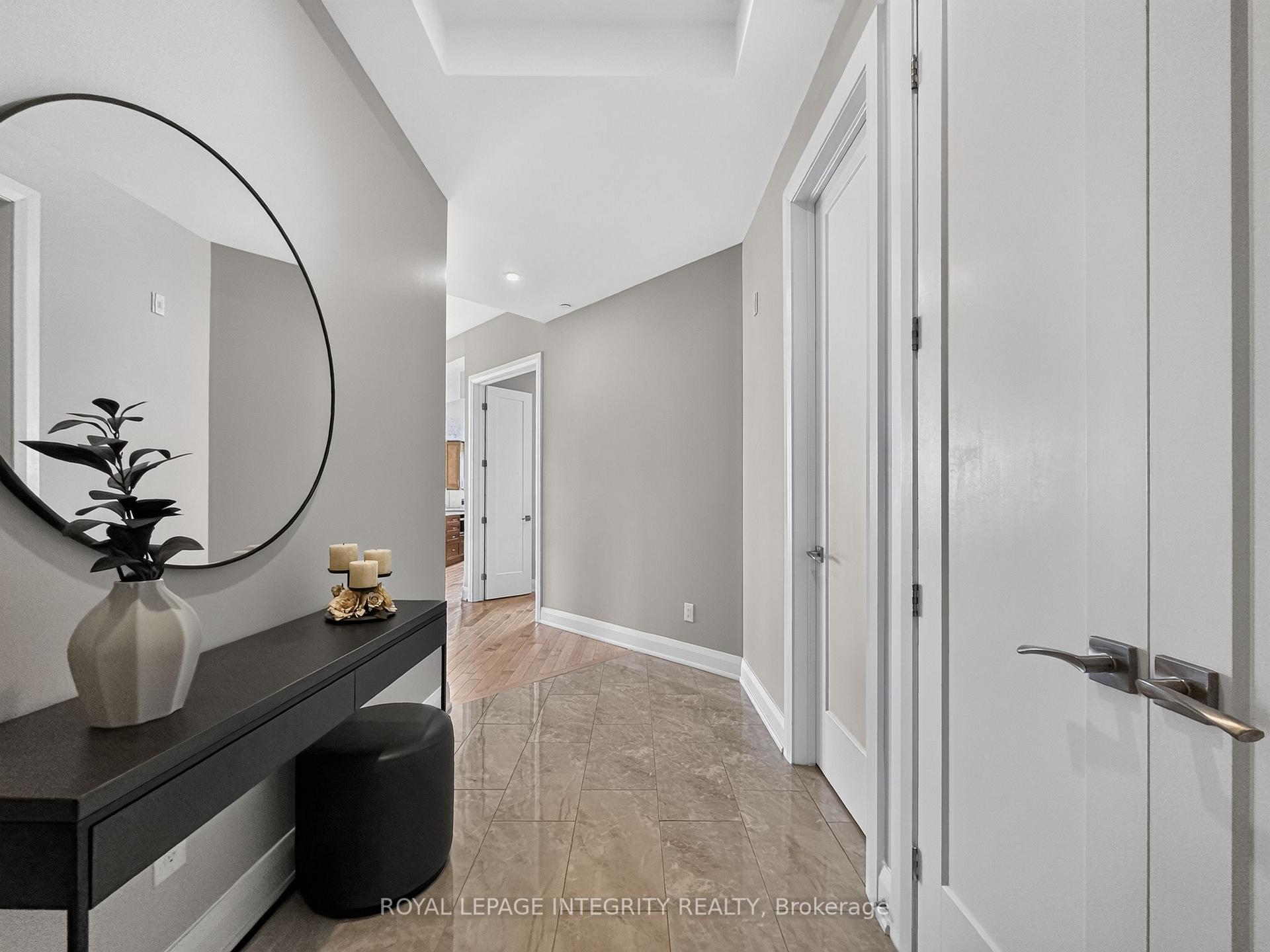 Photo 8 of Unit 303, 100 Cortile Private, Ottawa, Riverside South/Gloucester Glen — HOMEH