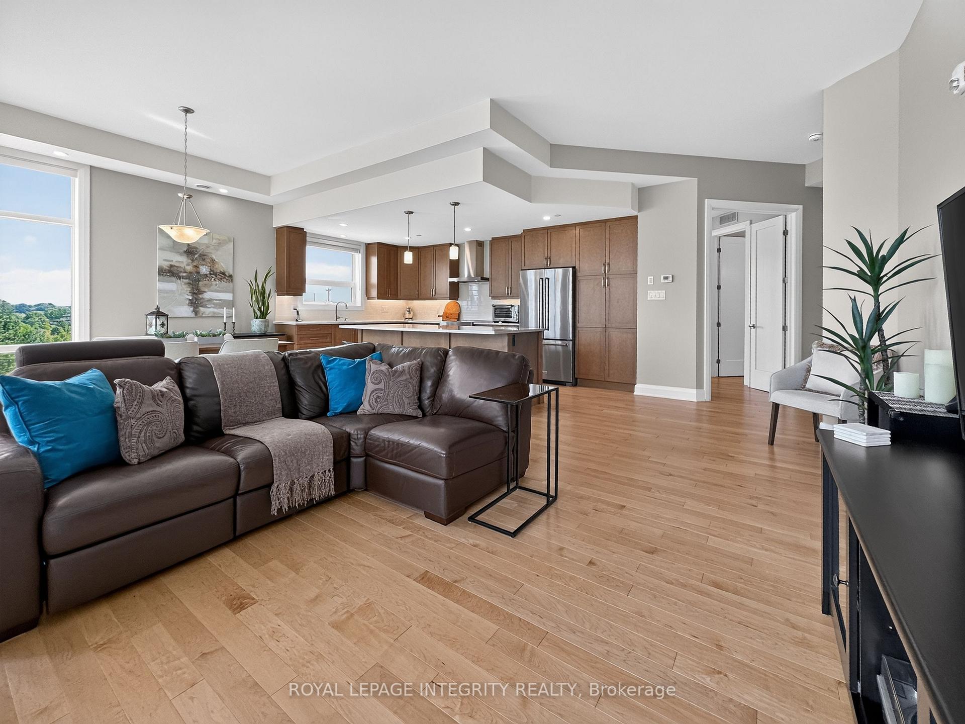 Photo 21 of Unit 303, 100 Cortile Private, Ottawa, Riverside South/Gloucester Glen — HOMEH