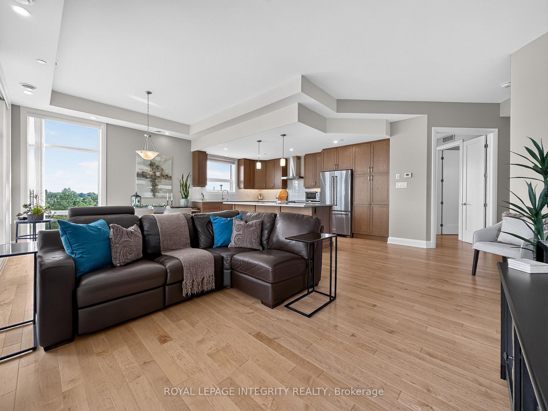 Photo 22 of Unit 303, 100 Cortile Private, Ottawa, Riverside South/Gloucester Glen — HOMEH