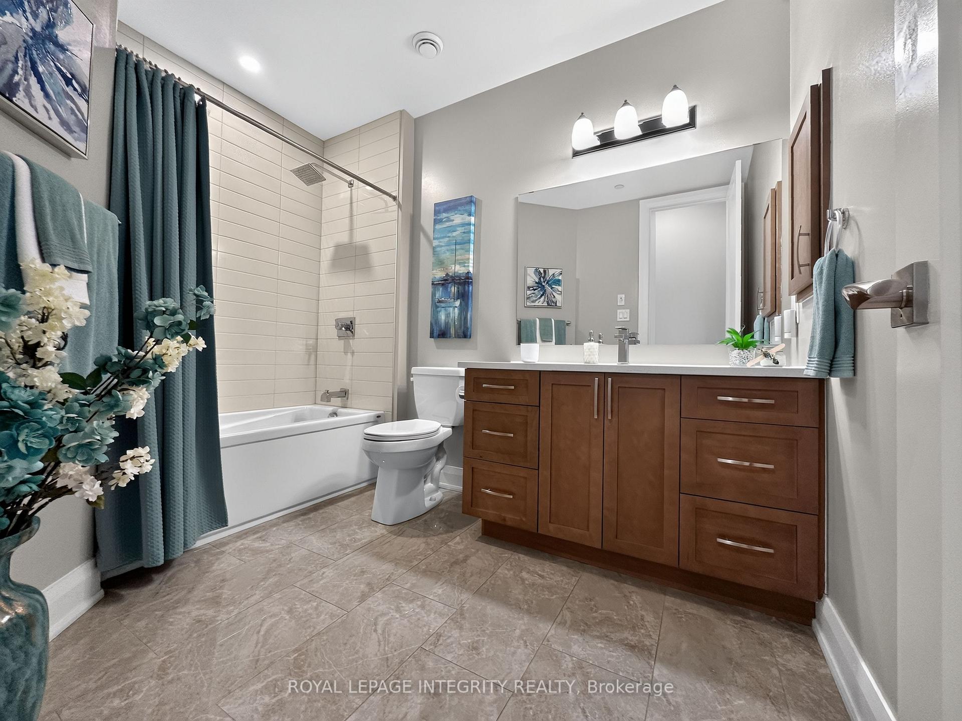 Photo 32 of Unit 303, 100 Cortile Private, Ottawa, Riverside South/Gloucester Glen — HOMEH