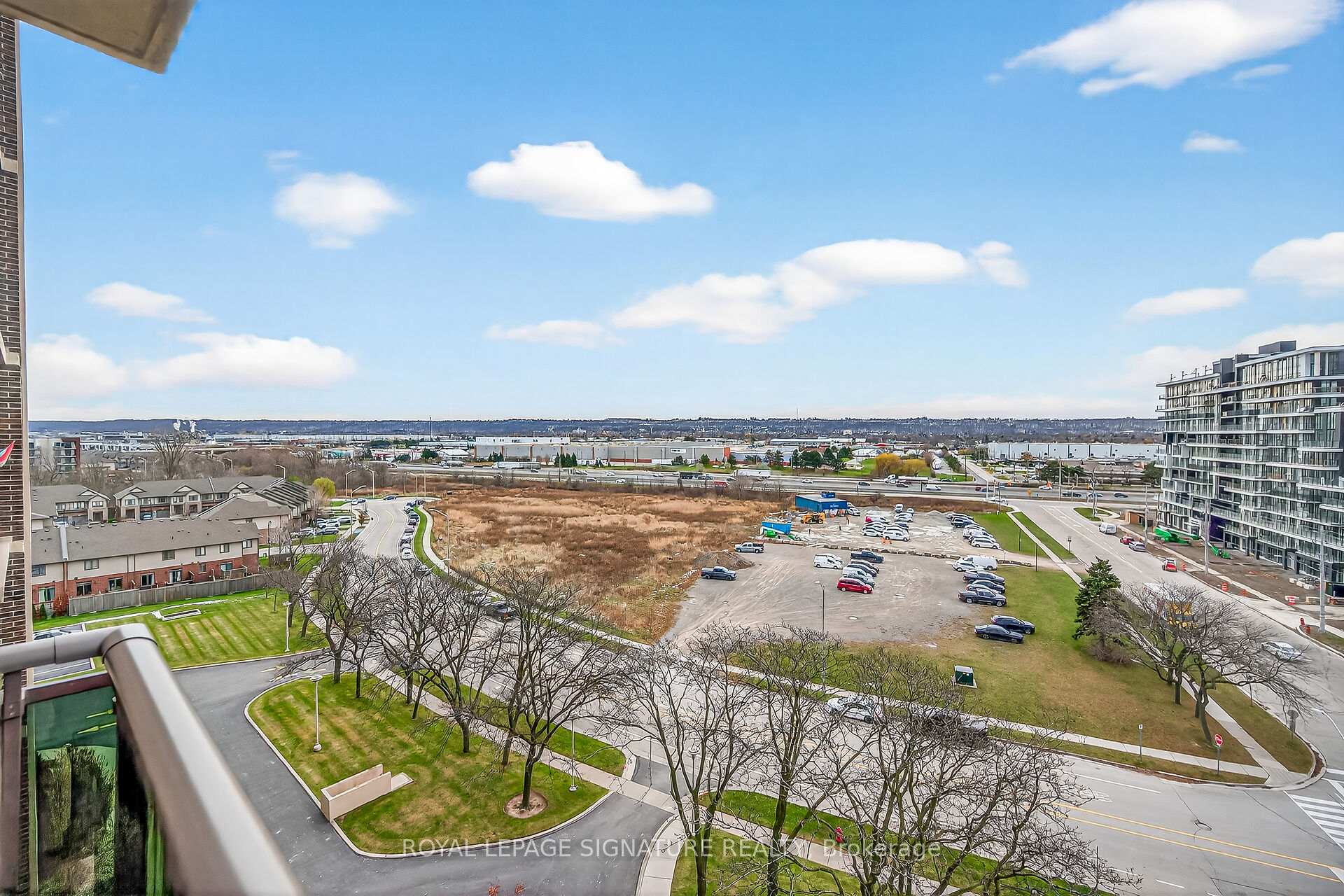 Photo 27 of Unit 907, 301 Frances Avenue, Hamilton, Lakeshore — HOMEH