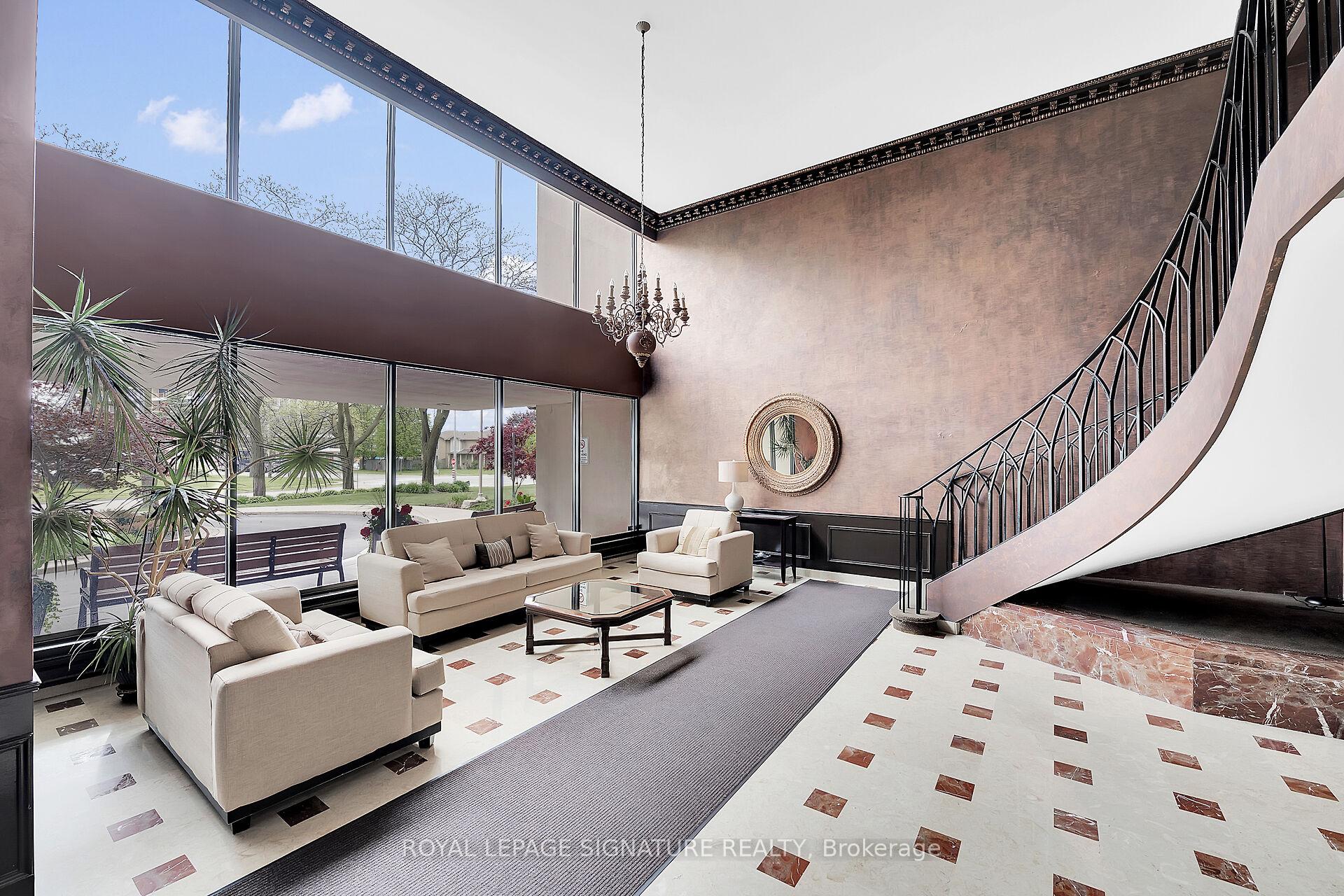 Photo 31 of Unit 907, 301 Frances Avenue, Hamilton, Lakeshore — HOMEH