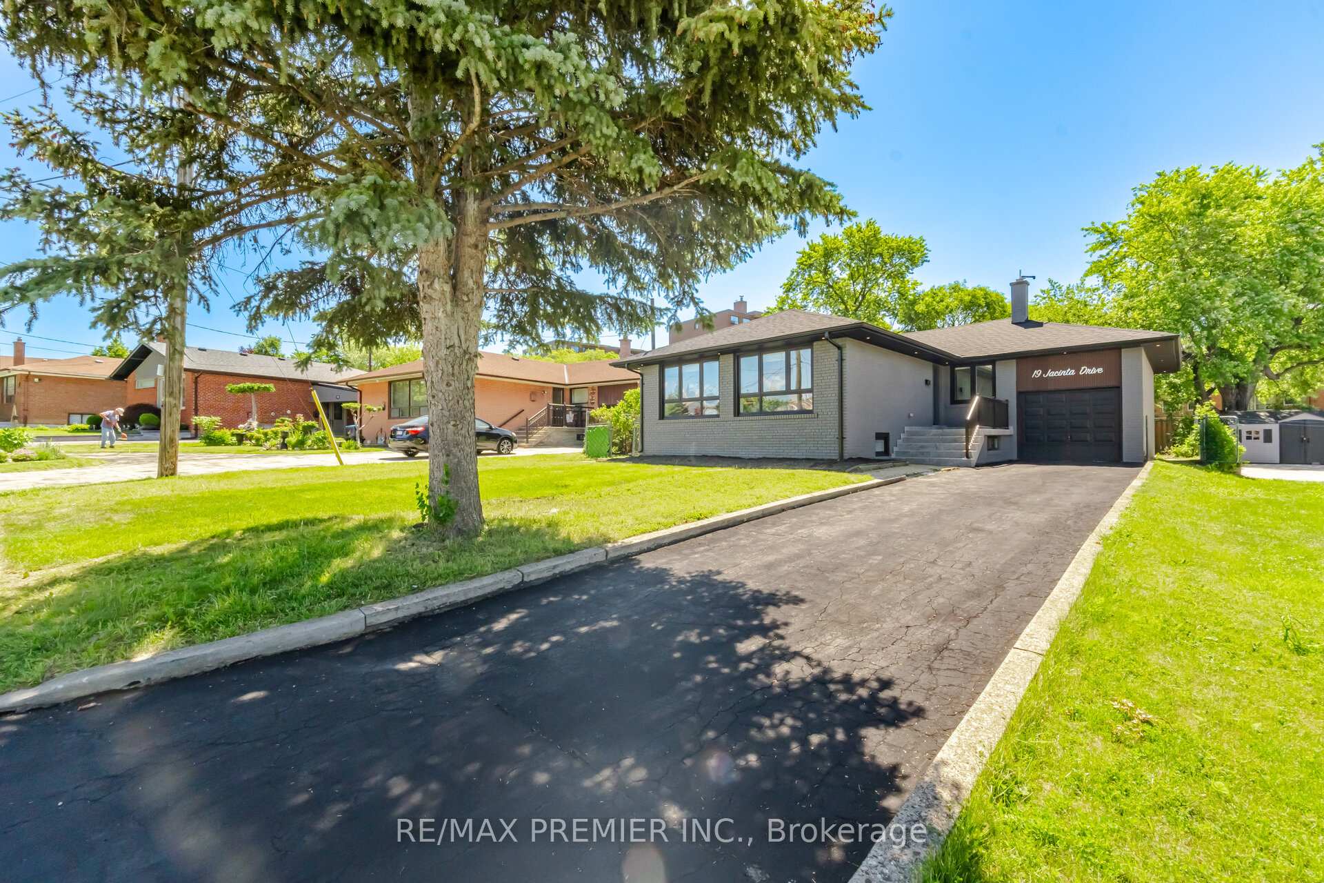 Photo 1 of 19 Jacinta Drive, North York, Rustic — HOMEH