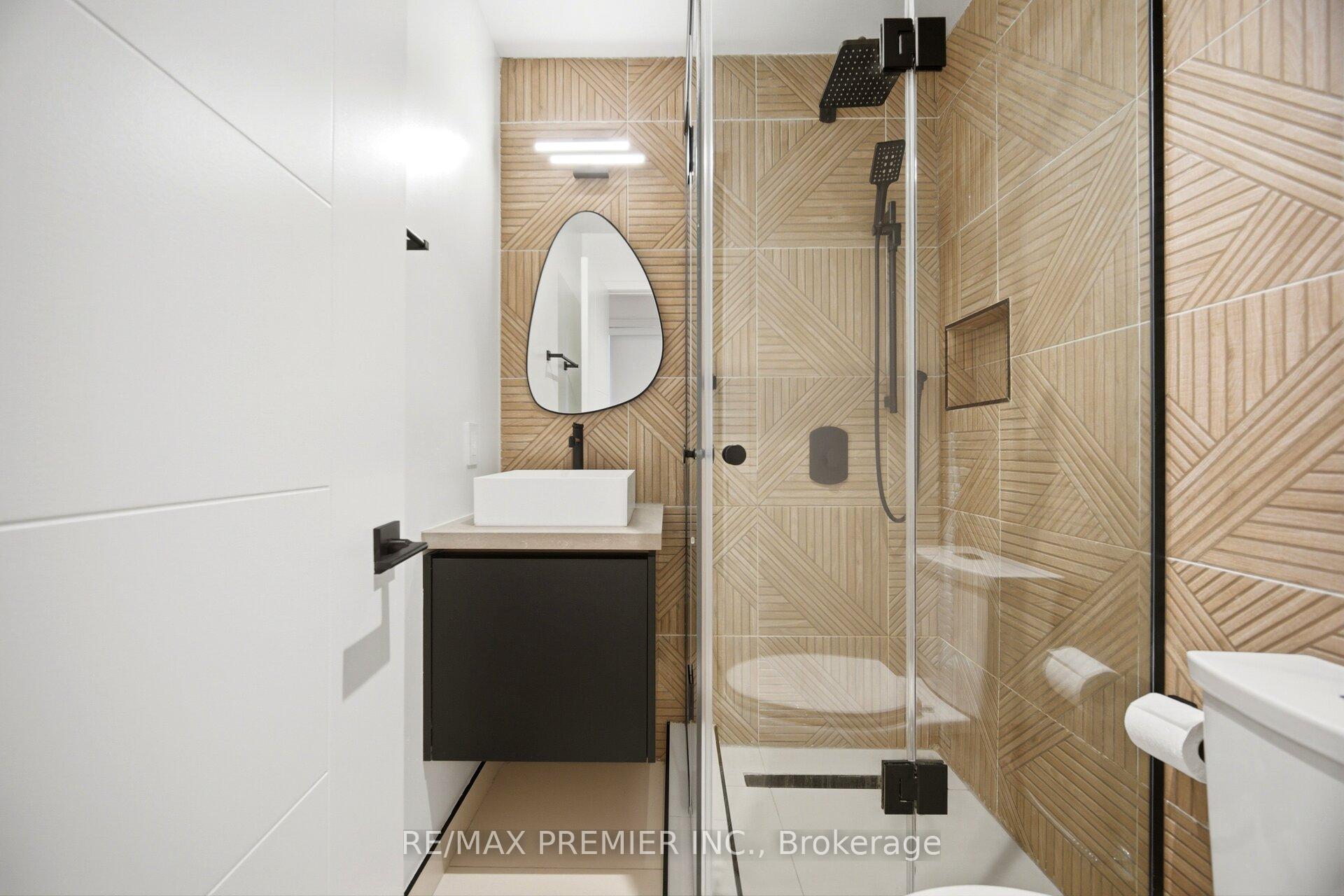 Photo 23 of 19 Jacinta Drive, North York, Rustic — HOMEH