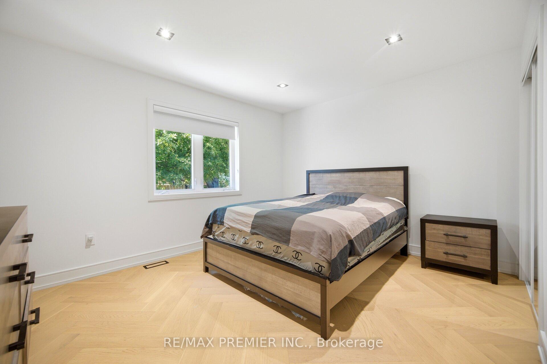 Photo 24 of 19 Jacinta Drive, North York, Rustic — HOMEH