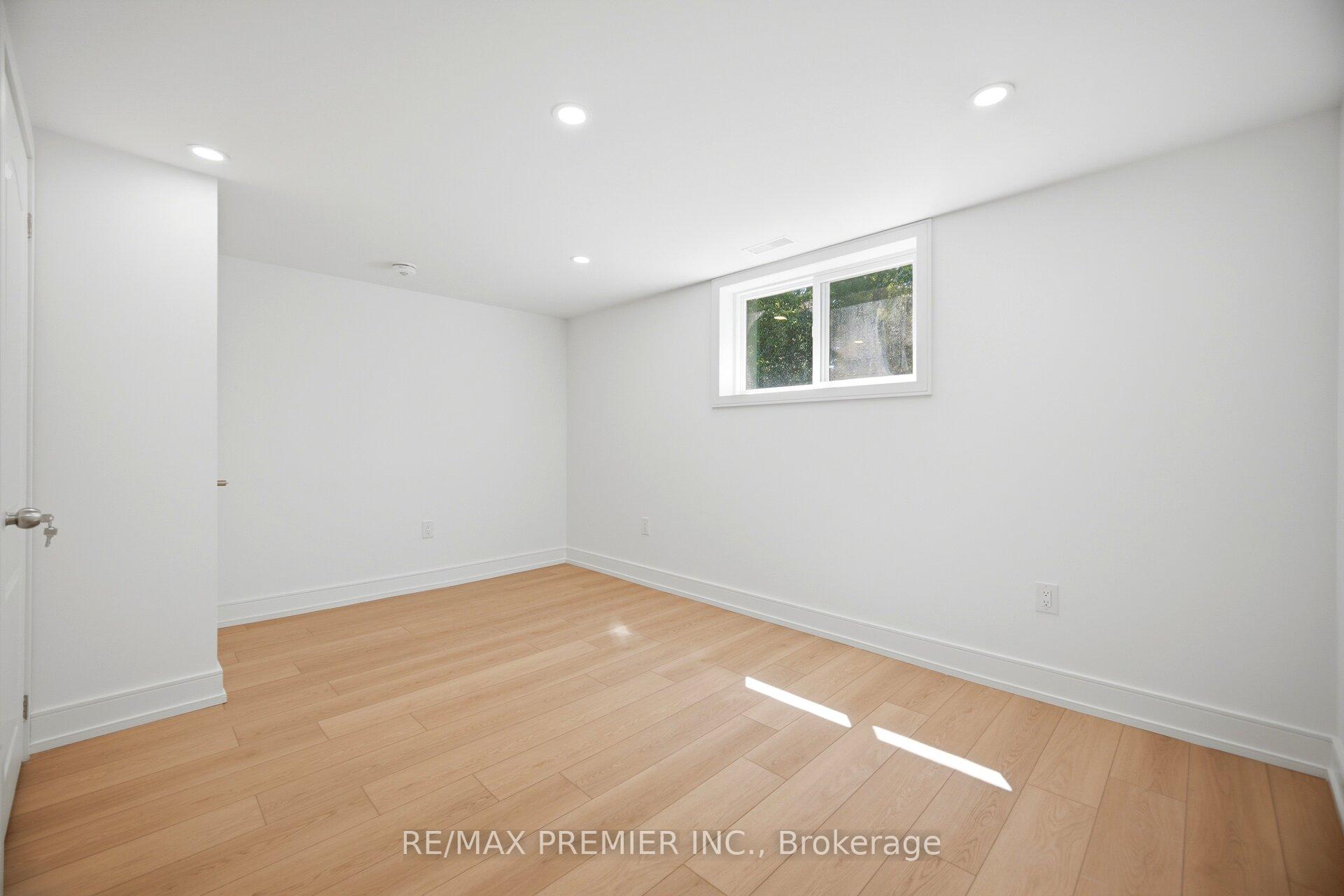 Photo 42 of 19 Jacinta Drive, North York, Rustic — HOMEH
