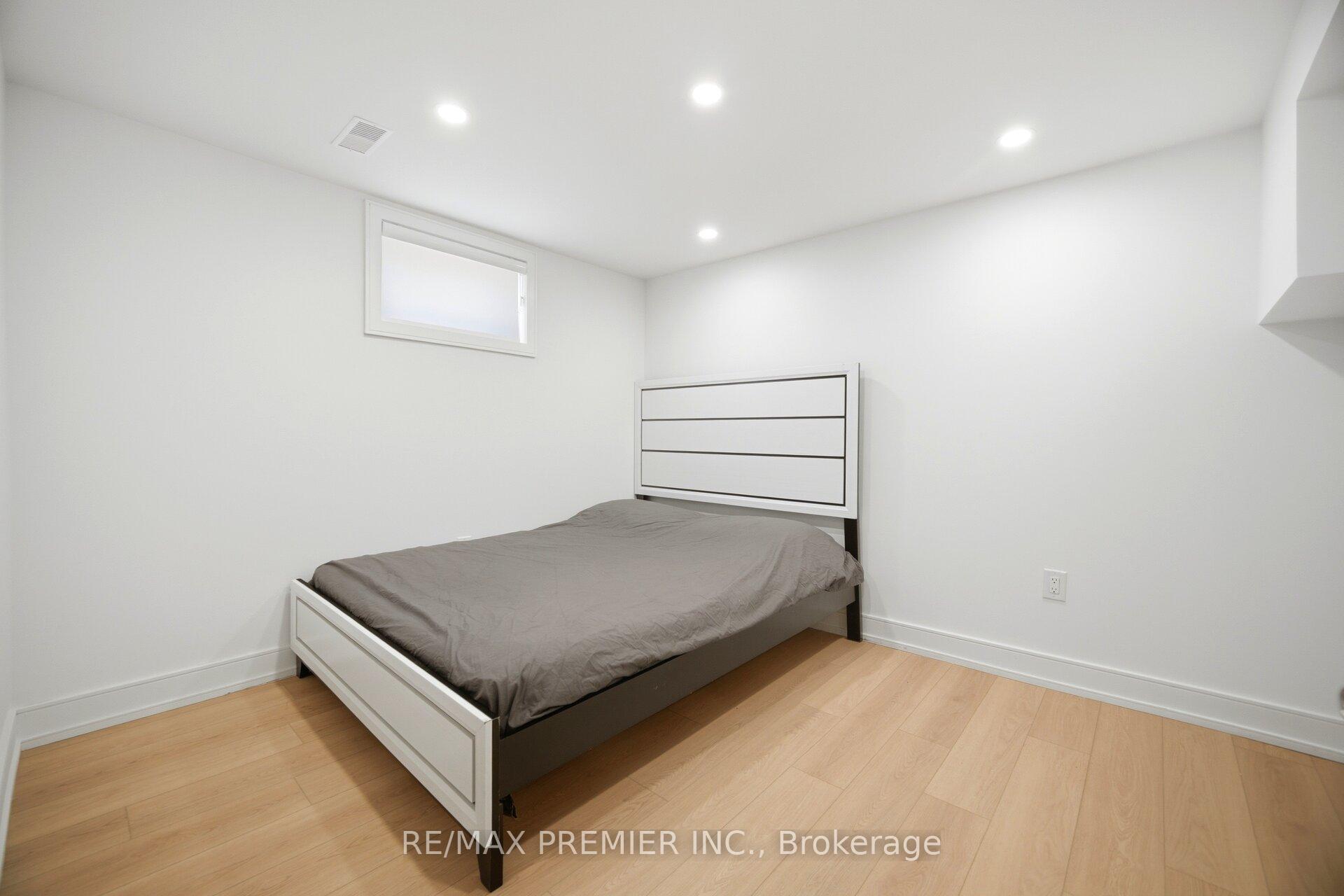 Photo 43 of 19 Jacinta Drive, North York, Rustic — HOMEH
