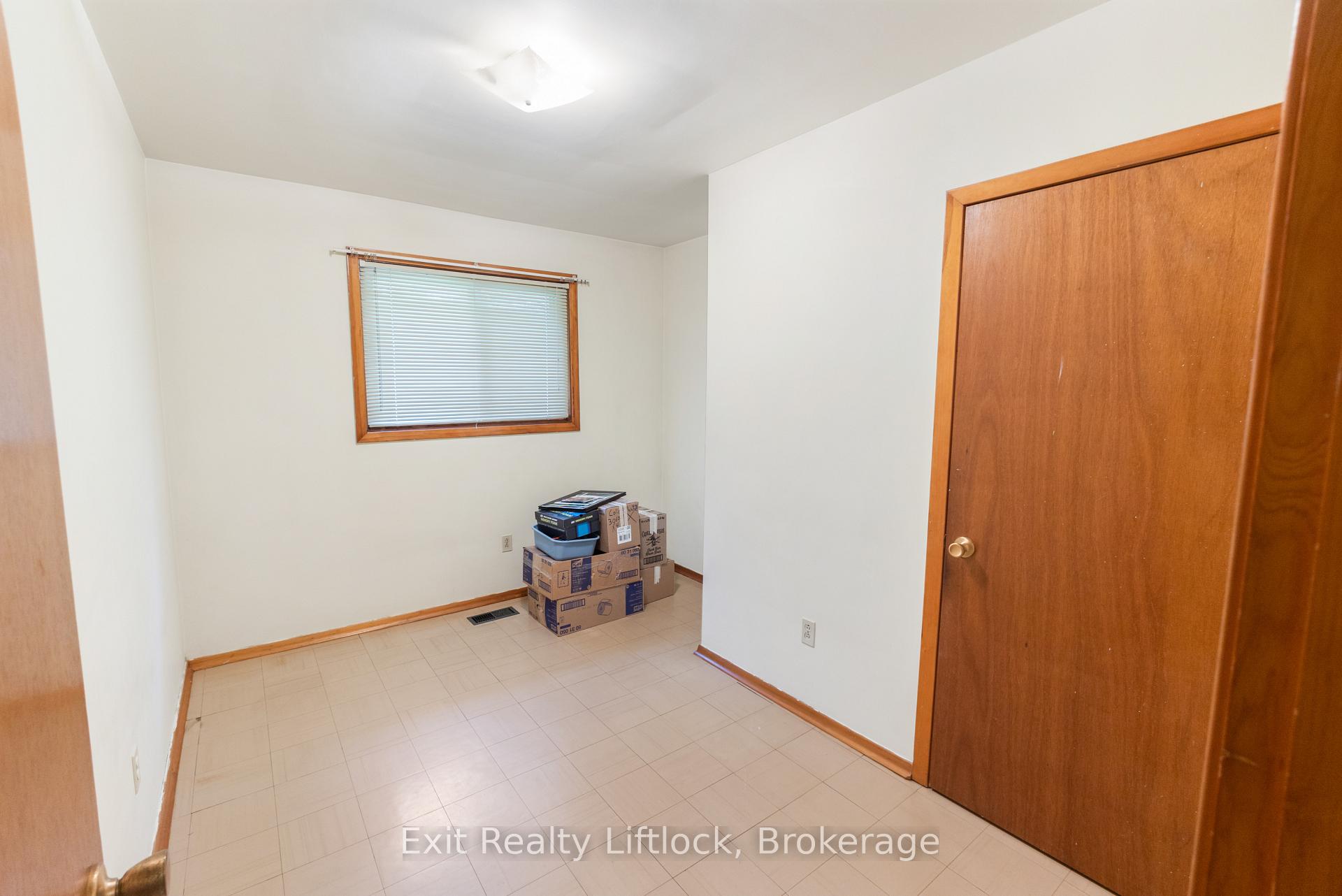 Photo 13 of 745 Baltic Drive, Selwyn — HOMEH