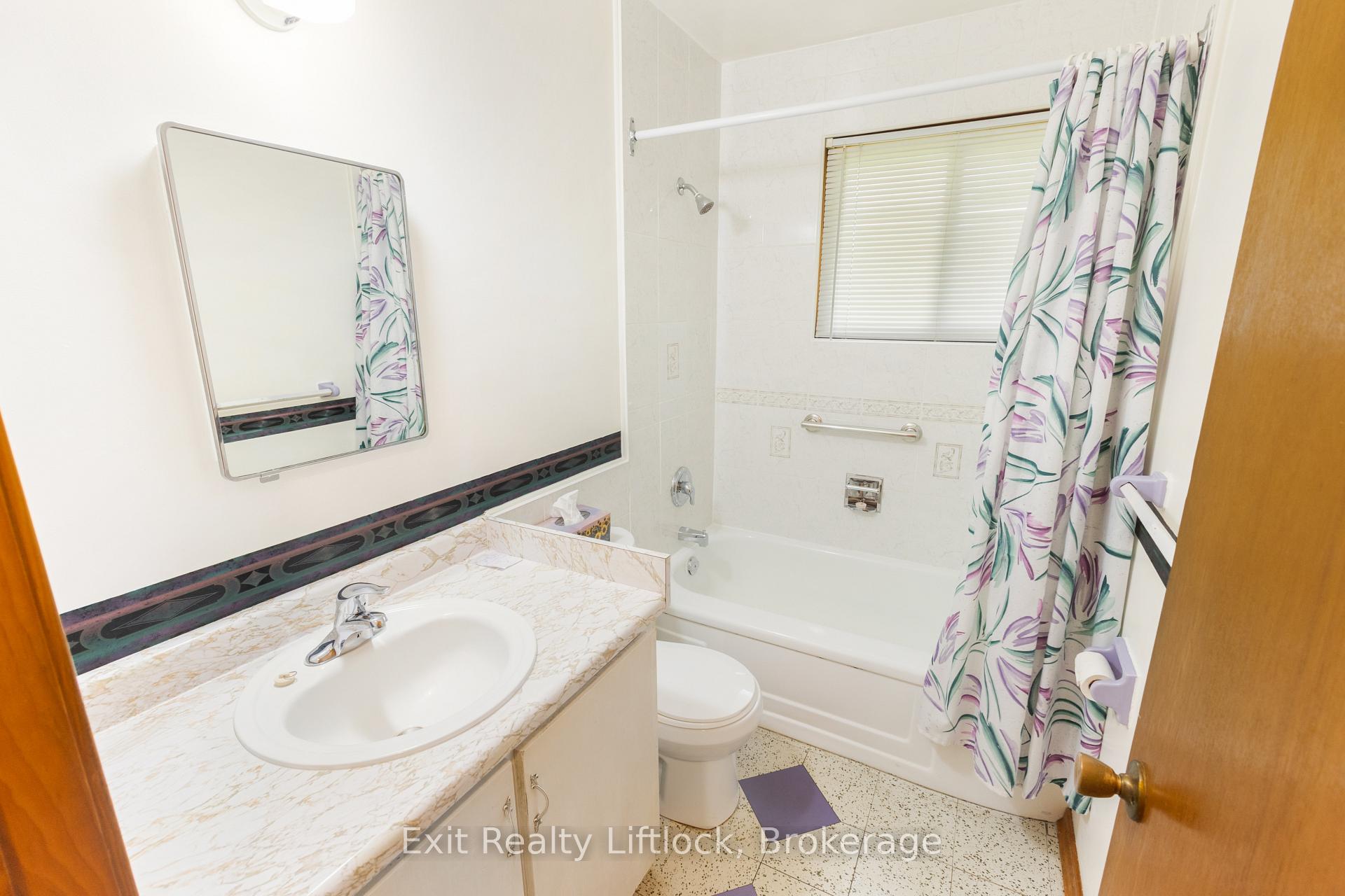 Photo 15 of 745 Baltic Drive, Selwyn — HOMEH