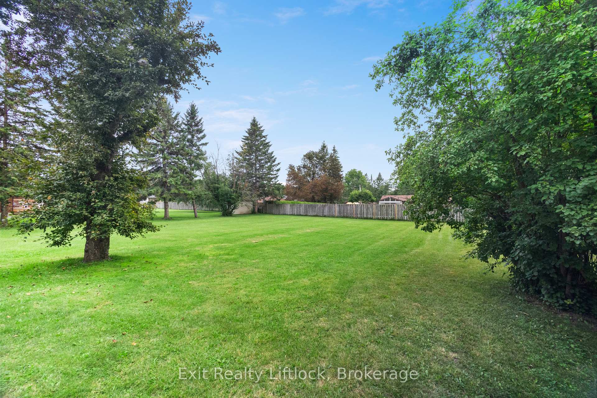 Photo 21 of 745 Baltic Drive, Selwyn — HOMEH