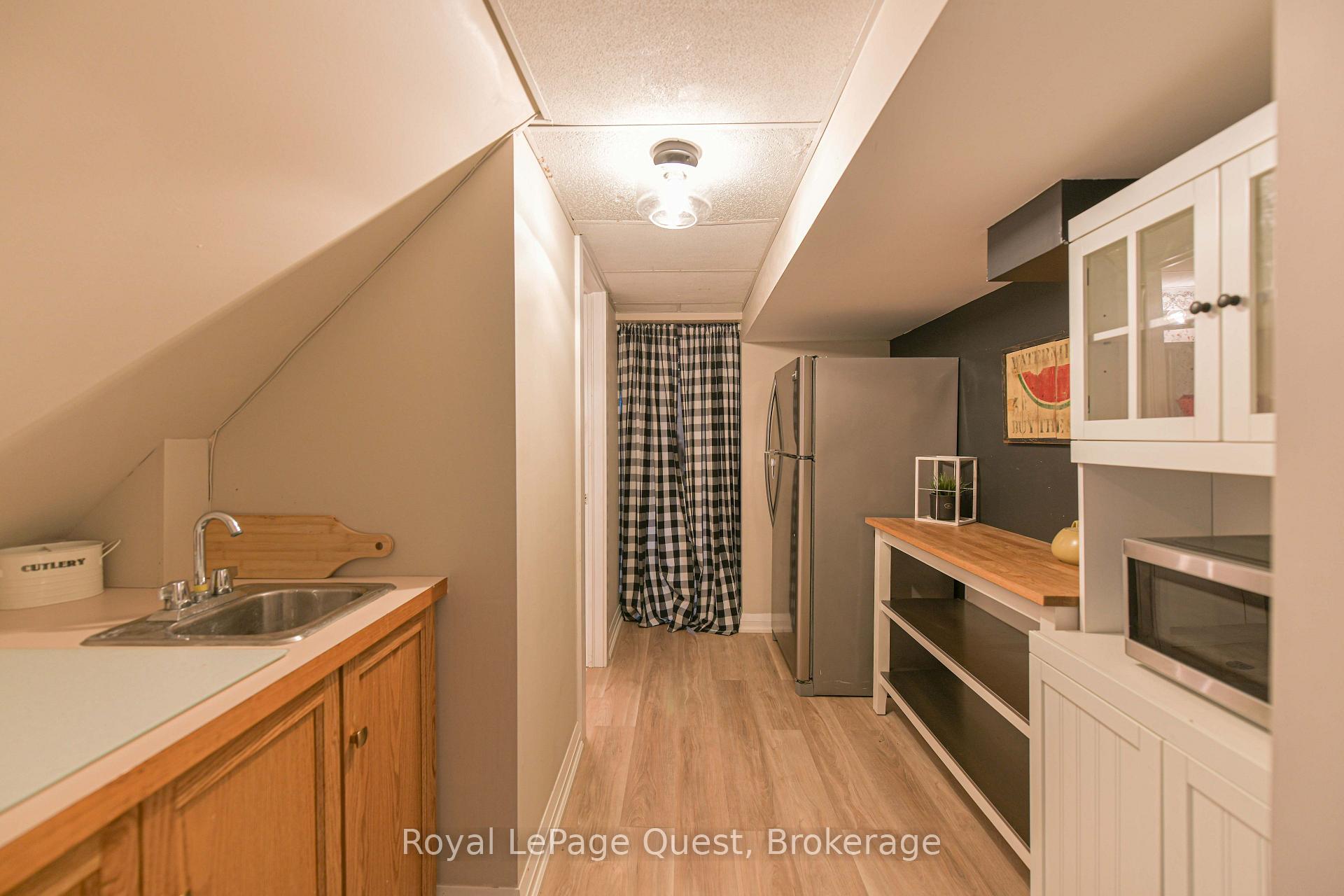 Photo 18 of 5 Karen Crescent, Orillia — HOMEH