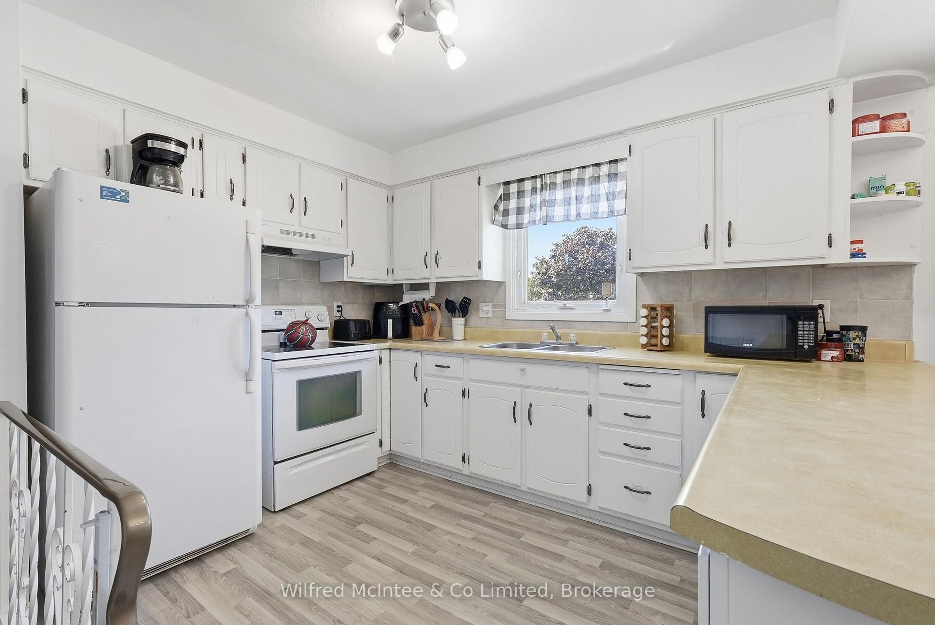 Photo 15 of 3 Bradley Street, Arran-Elderslie — HOMEH