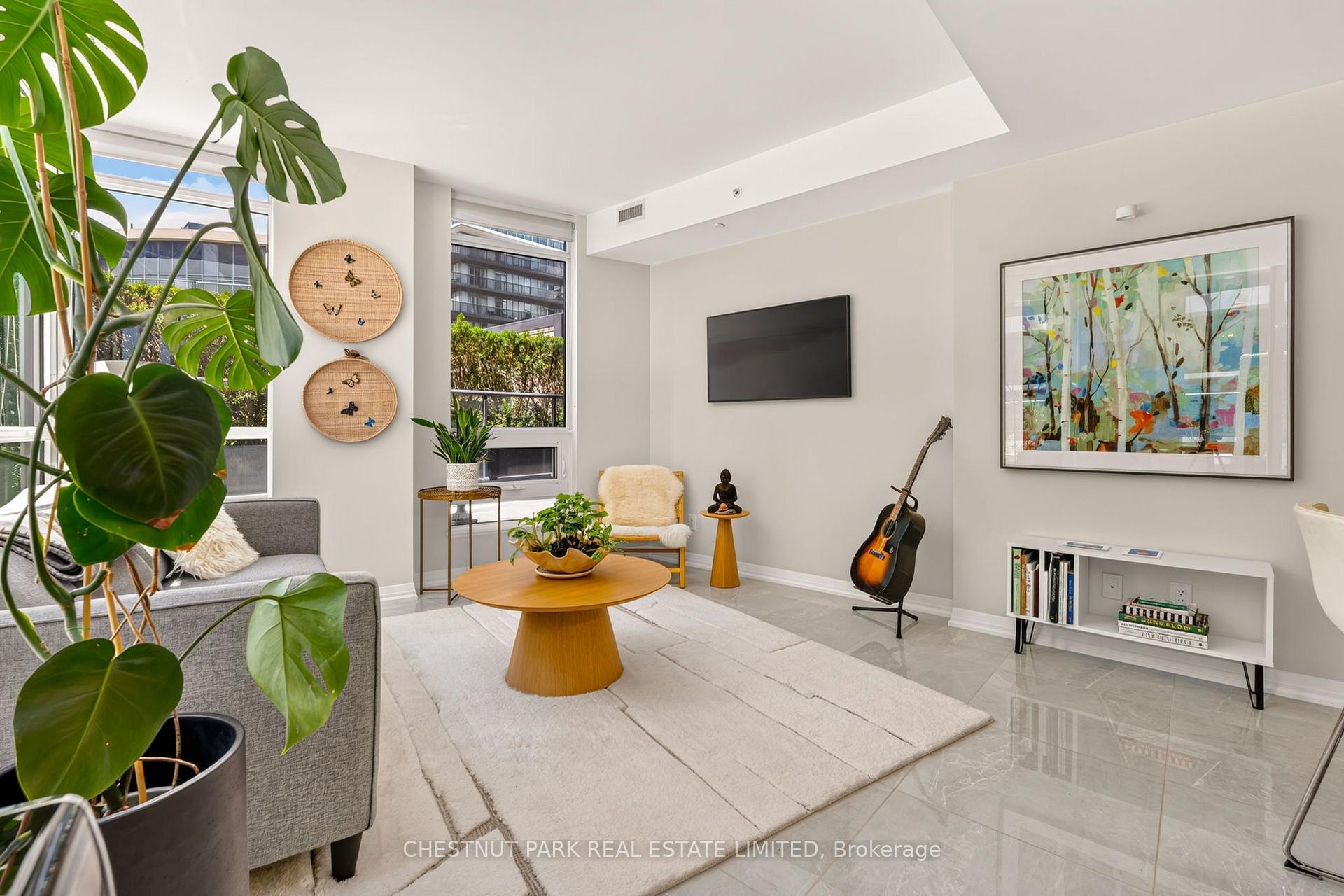 Photo 12 of Unit 807, 59 Annie Craig Drive, Etobicoke, Mimico — HOMEH