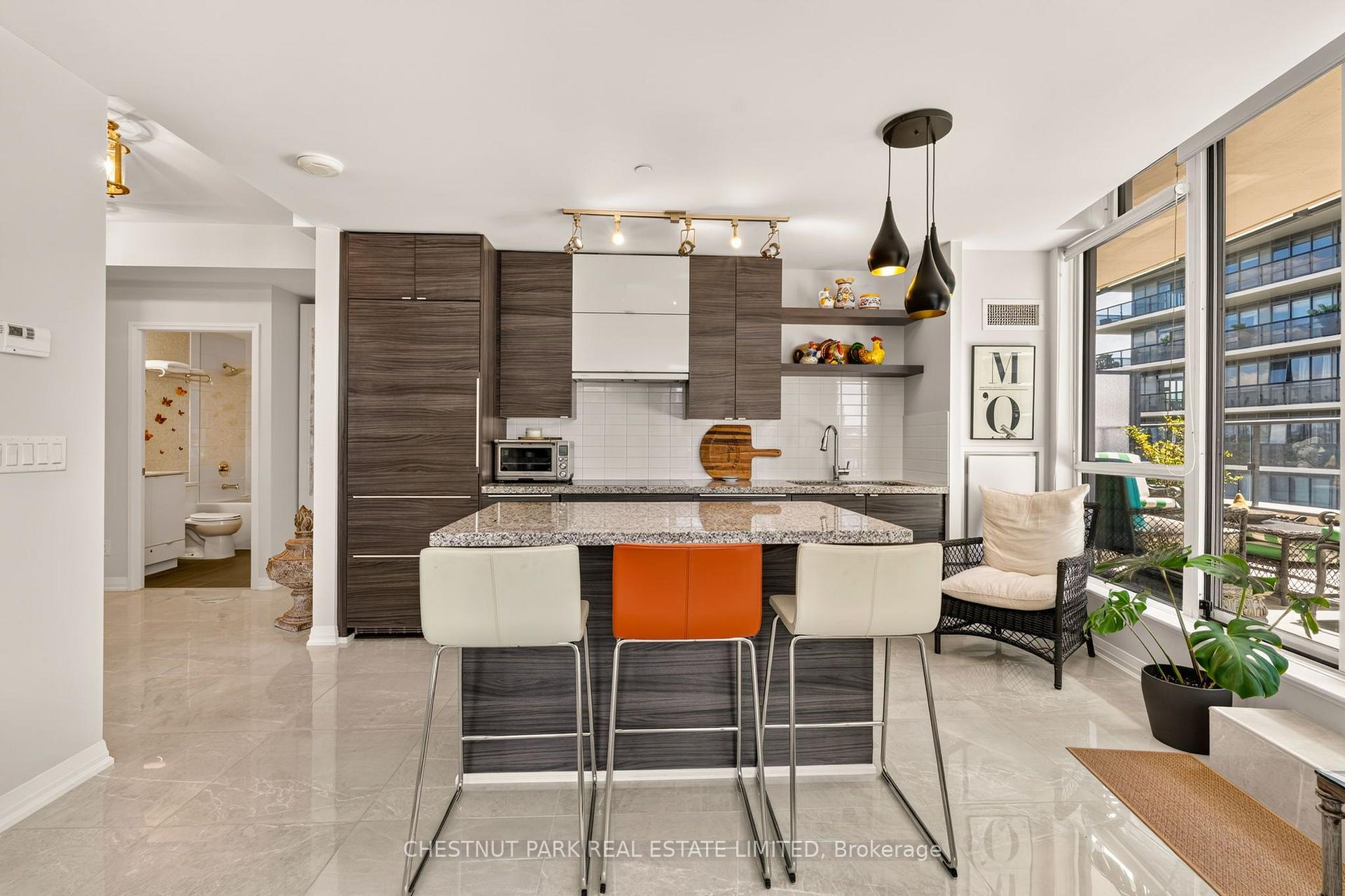 Photo 14 of Unit 807, 59 Annie Craig Drive, Etobicoke, Mimico — HOMEH