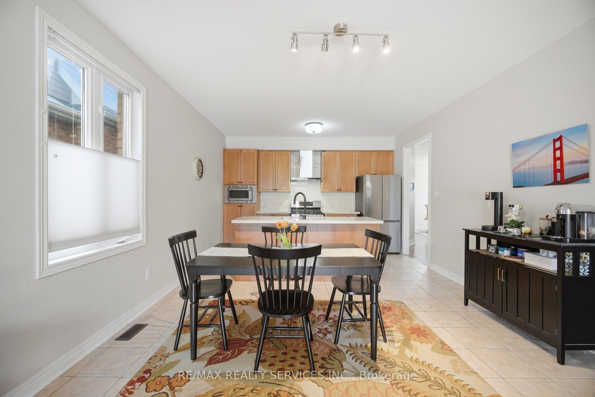 Photo 13 of 52 Atchison Drive, Caledon, Caledon East — HOMEH