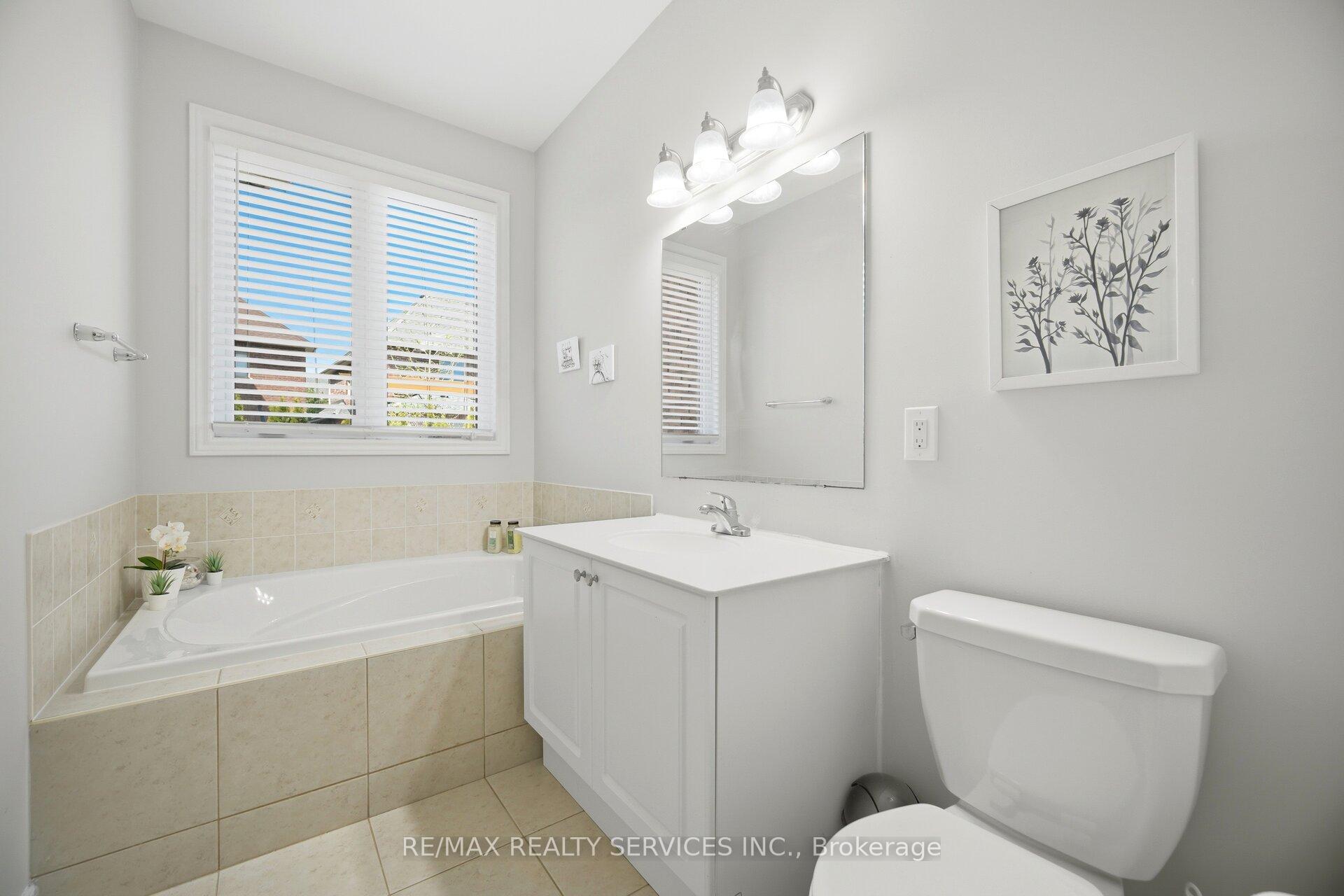 Photo 24 of 52 Atchison Drive, Caledon, Caledon East — HOMEH