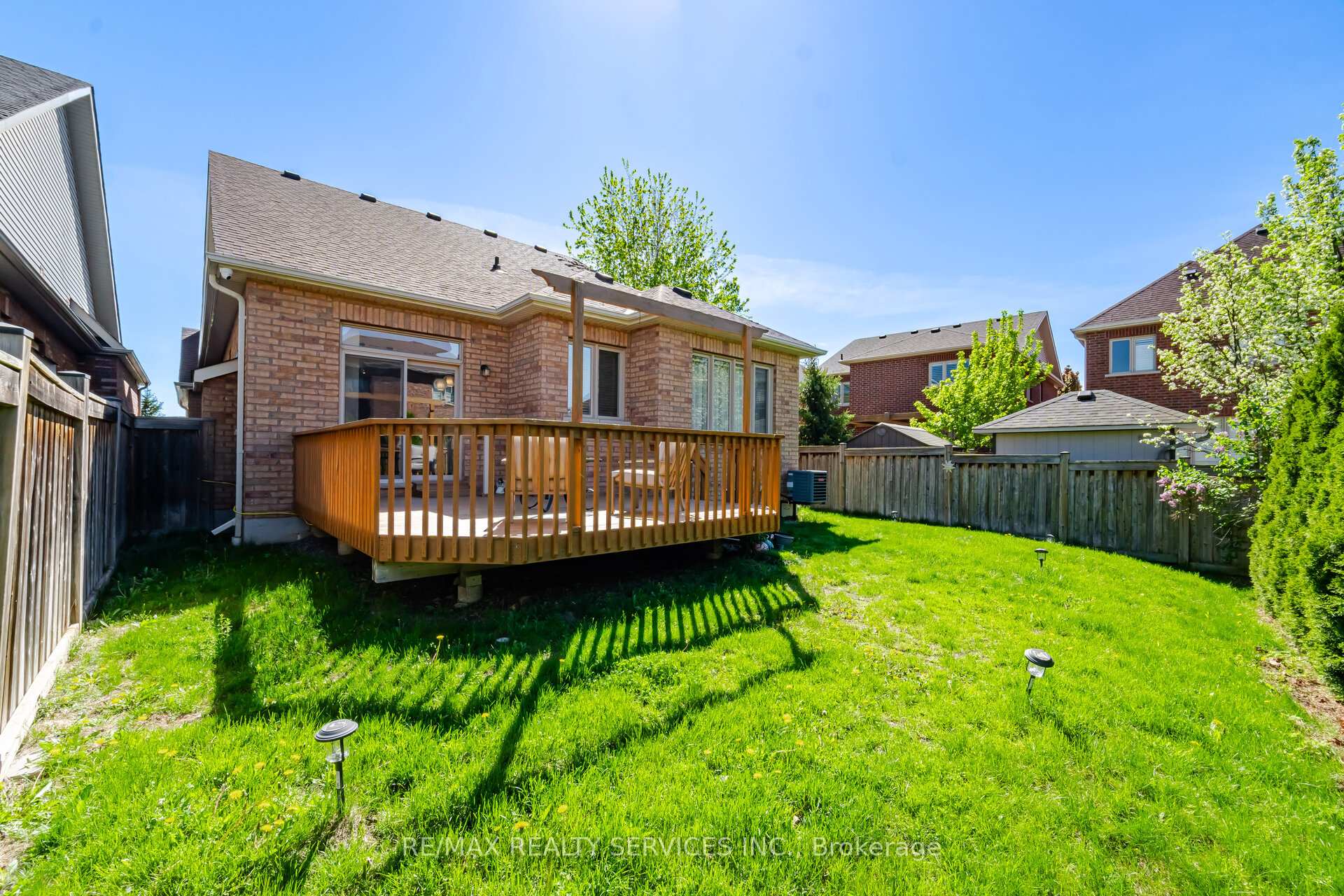 Photo 48 of 52 Atchison Drive, Caledon, Caledon East — HOMEH