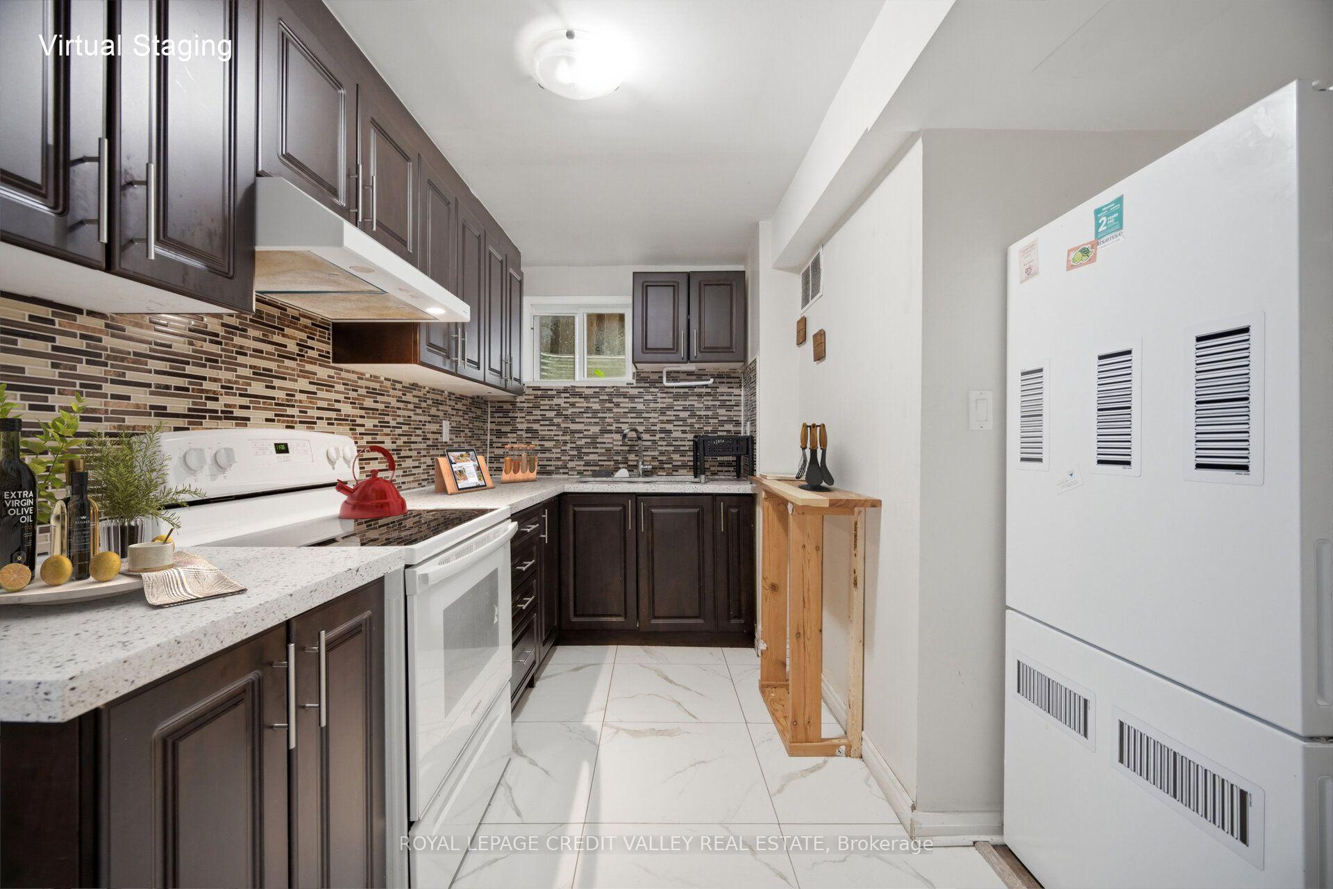 Photo 36 of 5 Porchlight Road, Brampton, Fletcher's Creek Village — HOMEH