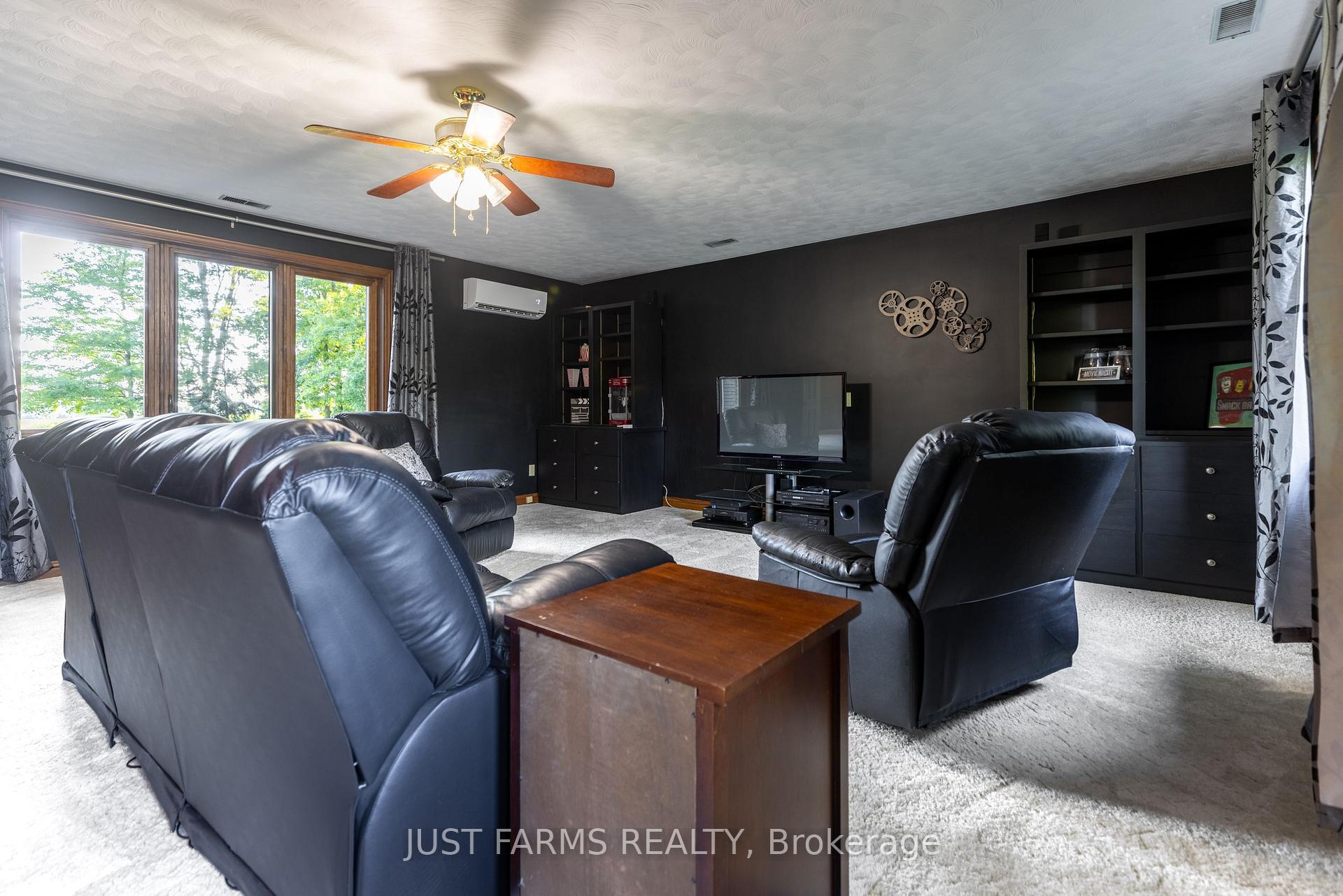 Photo 23 of 23923 Sutherland Road, Strathroy-Caradoc, Mount Brydges — HOMEH