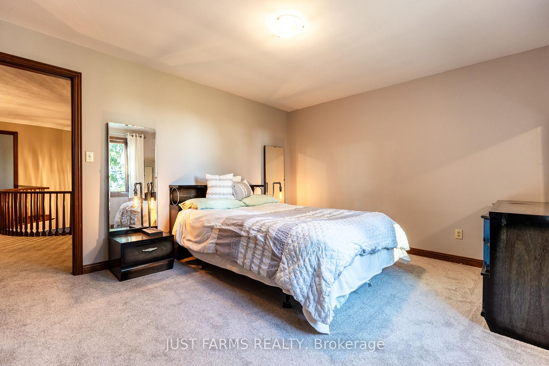 Photo 28 of 23923 Sutherland Road, Strathroy-Caradoc, Mount Brydges — HOMEH