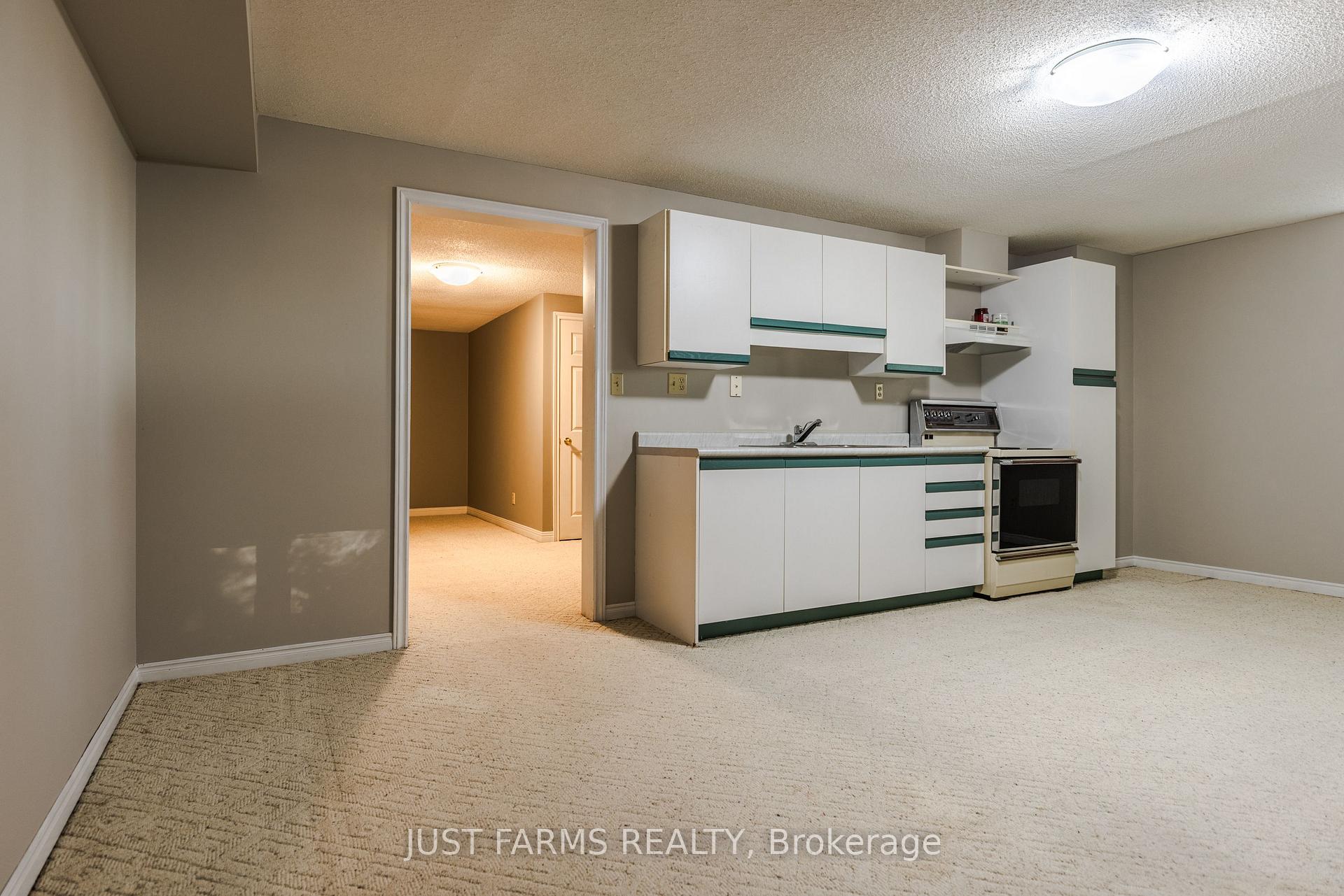 Photo 32 of 23923 Sutherland Road, Strathroy-Caradoc, Mount Brydges — HOMEH