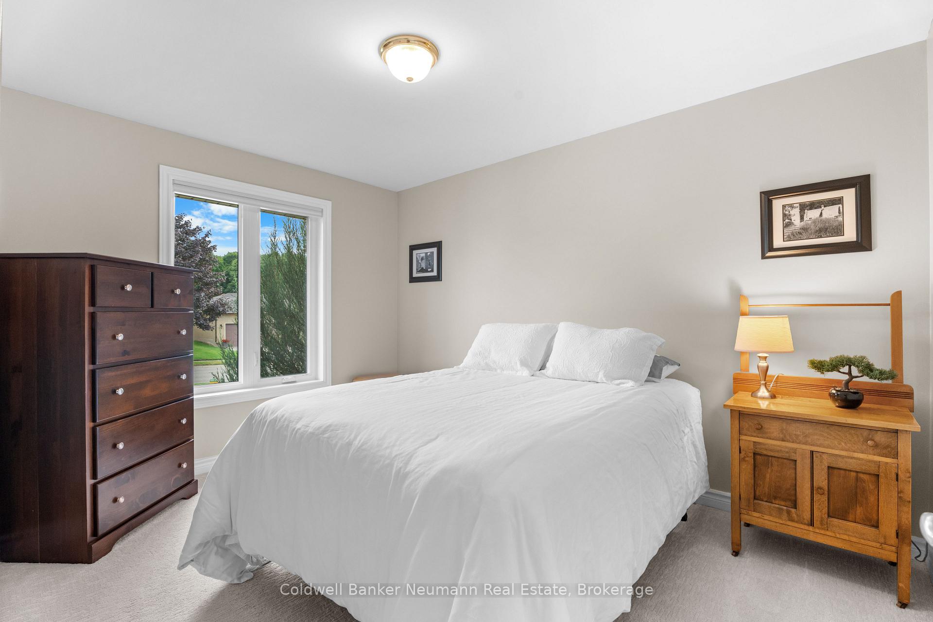 Photo 17 of 28 Keating Drive, Centre Wellington, Elora/Salem — HOMEH