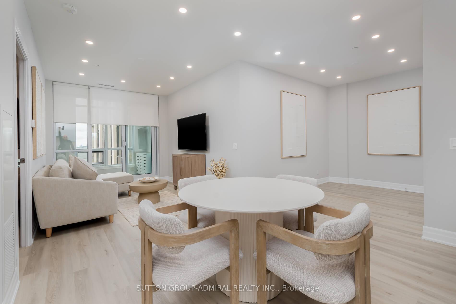 Photo 9 of Unit 622, 9085 Jane Street, Vaughan, Concord — HOMEH