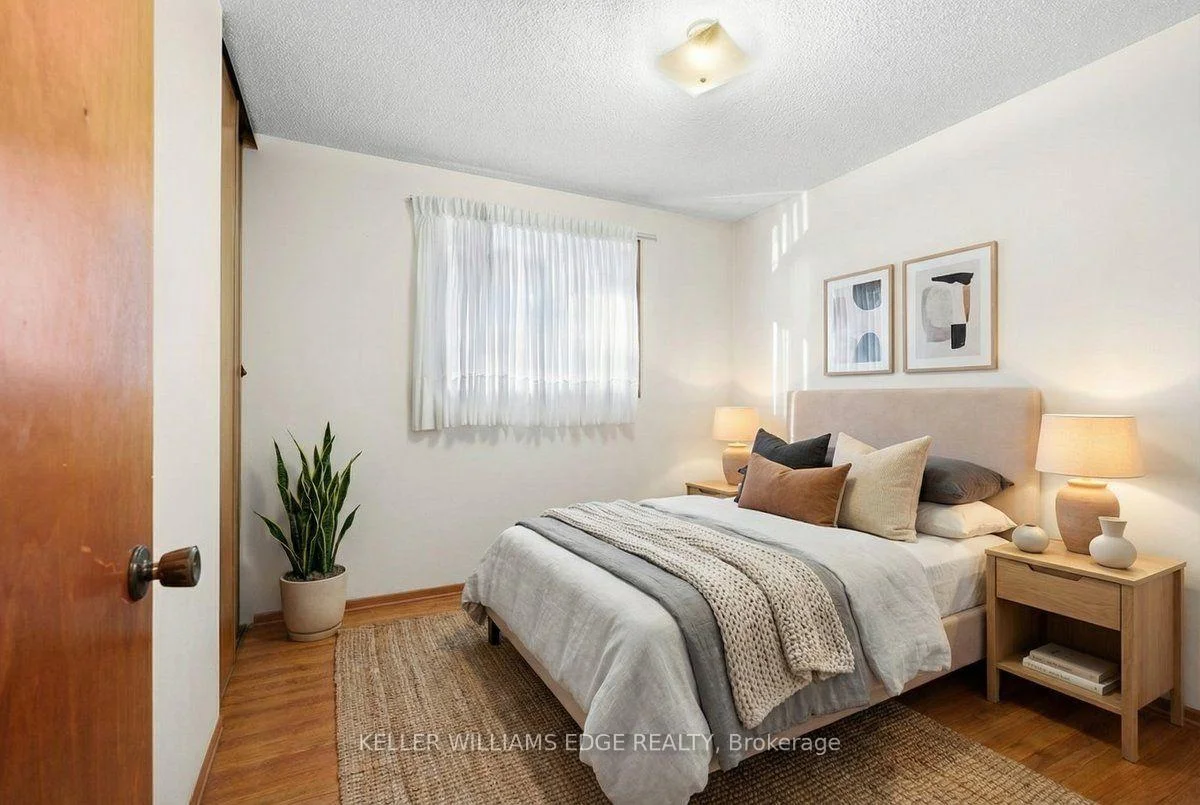 Photo 21 of 45 Juniper Drive, Hamilton, Stoney Creek — HOMEH