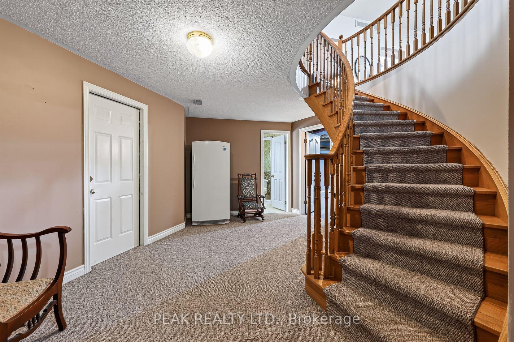 Photo 21 of 92 Shephard Place, Wilmot, New Hamburg — HOMEH