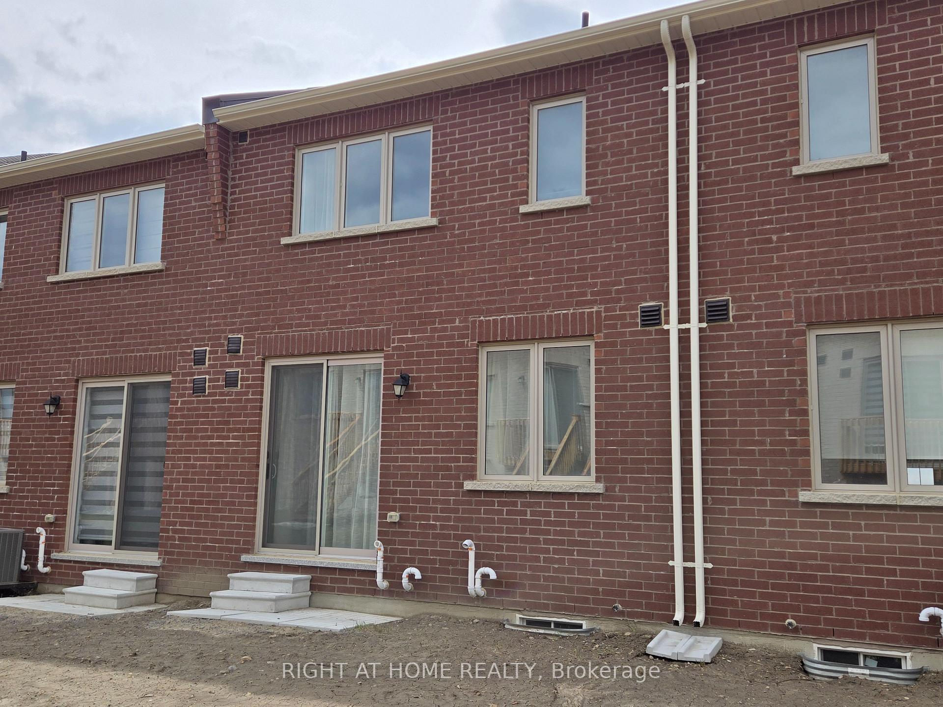Photo 30 of 1986 Lowry Drive, Oshawa, Kedron — HOMEH