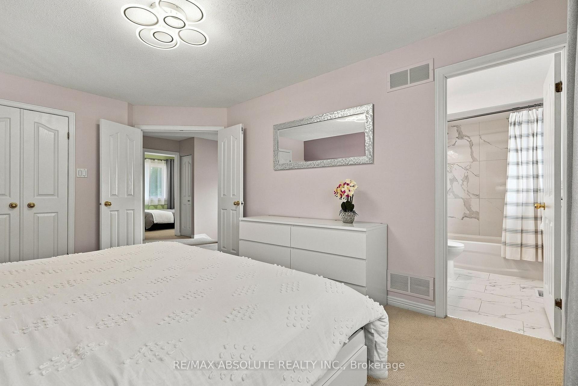 Photo 27 of 26 Milner Downs Crescent, Ottawa, Kanata - Emerald Meadows/Trailwest — HOMEH