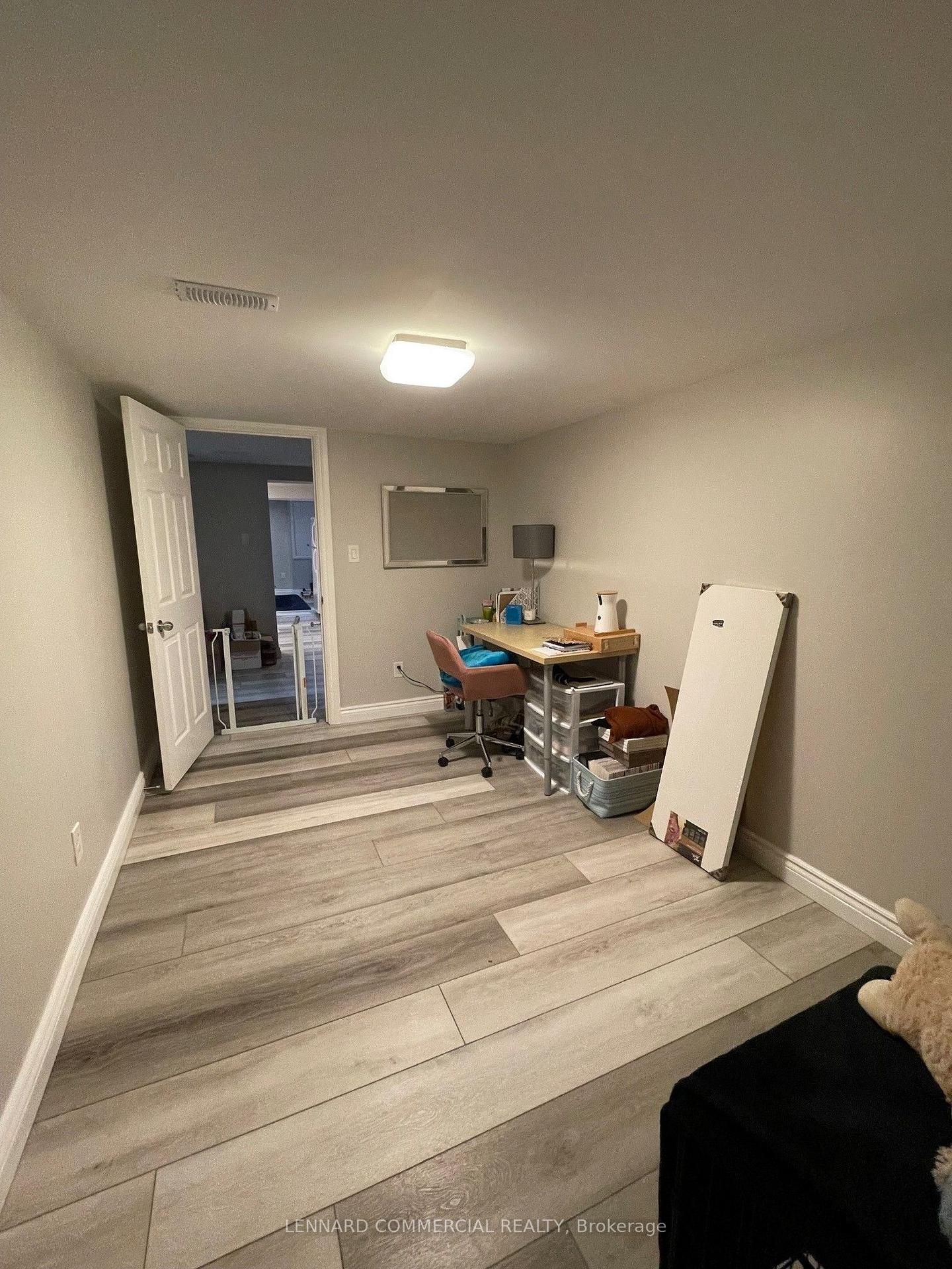 Photo 9 of 956 Lemar Road, Newmarket, Gorham-College Manor — HOMEH