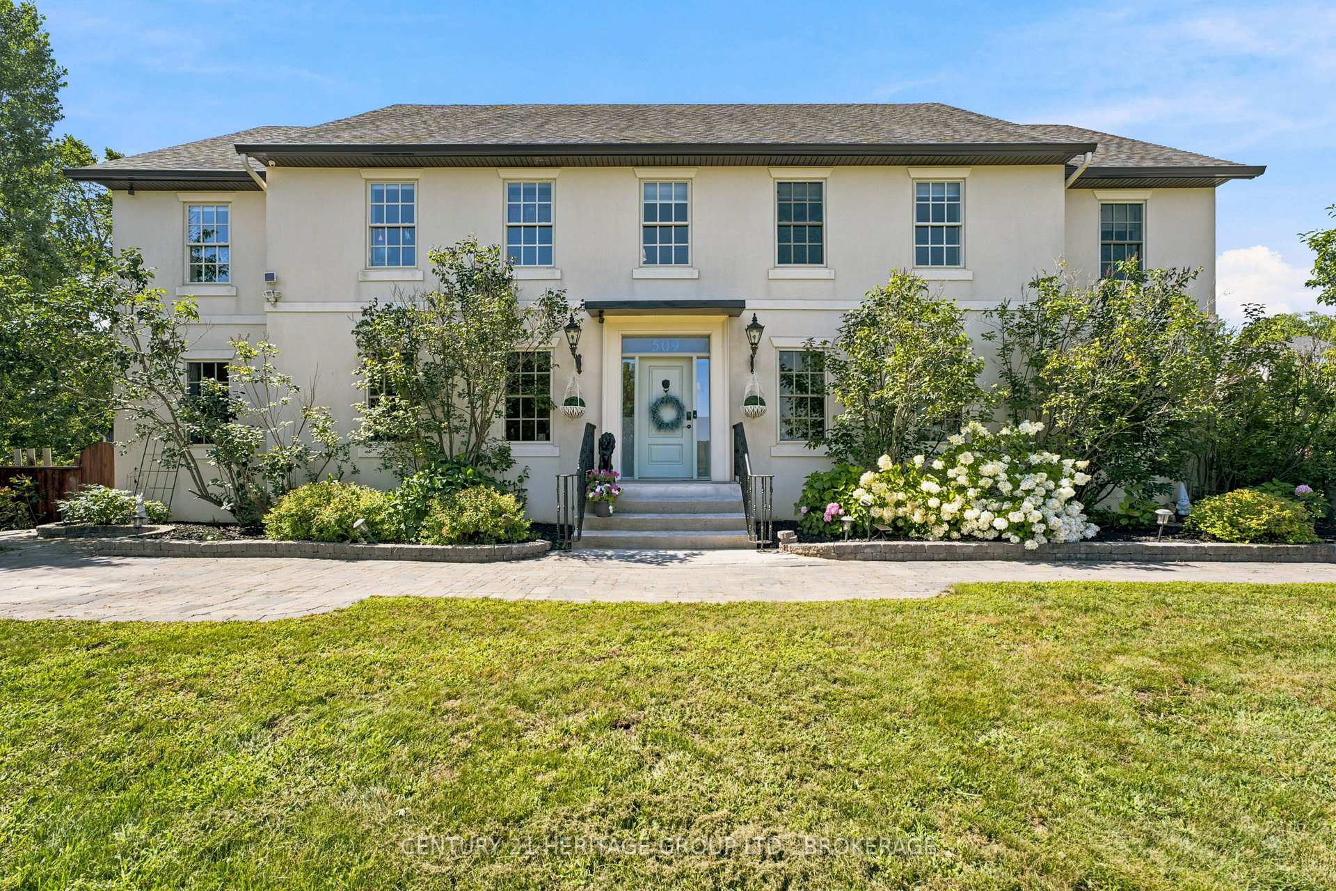 Photo 2 of 509 Maple Lawn Drive, Kingston, City North of 401 — HOMEH
