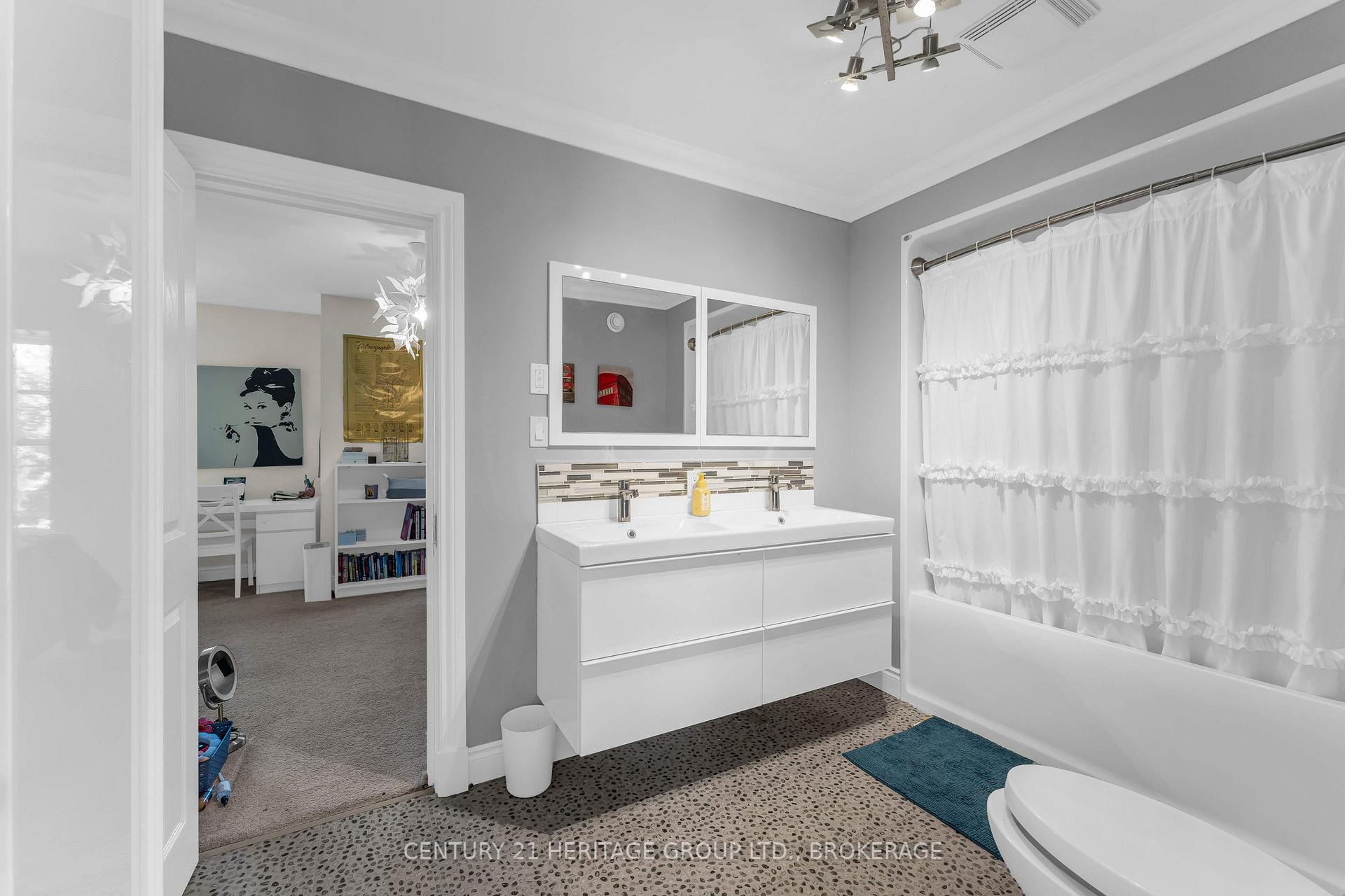 Photo 30 of 509 Maple Lawn Drive, Kingston, City North of 401 — HOMEH