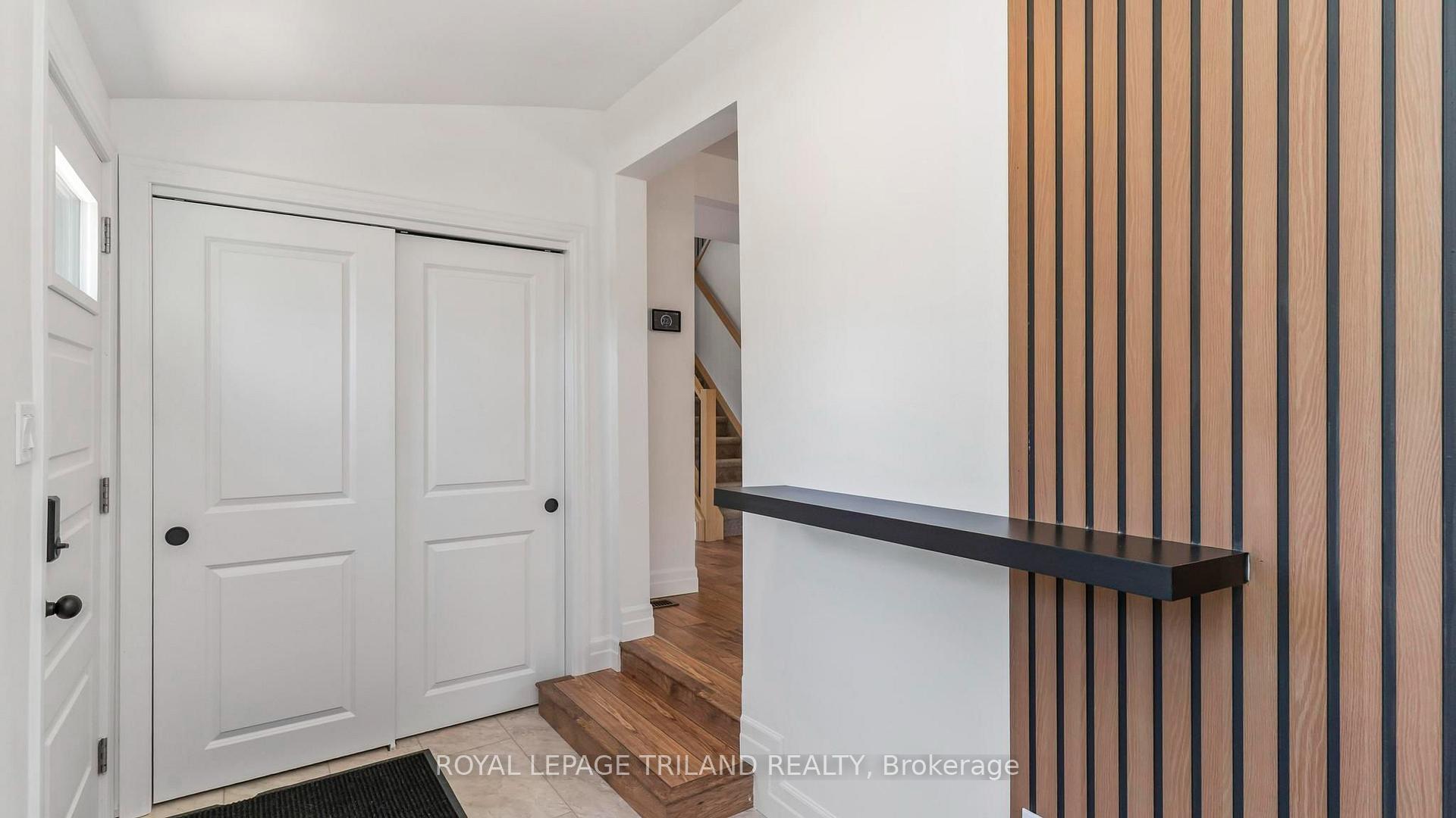 Photo 6 of 114 Fairview Avenue, St. Thomas — HOMEH
