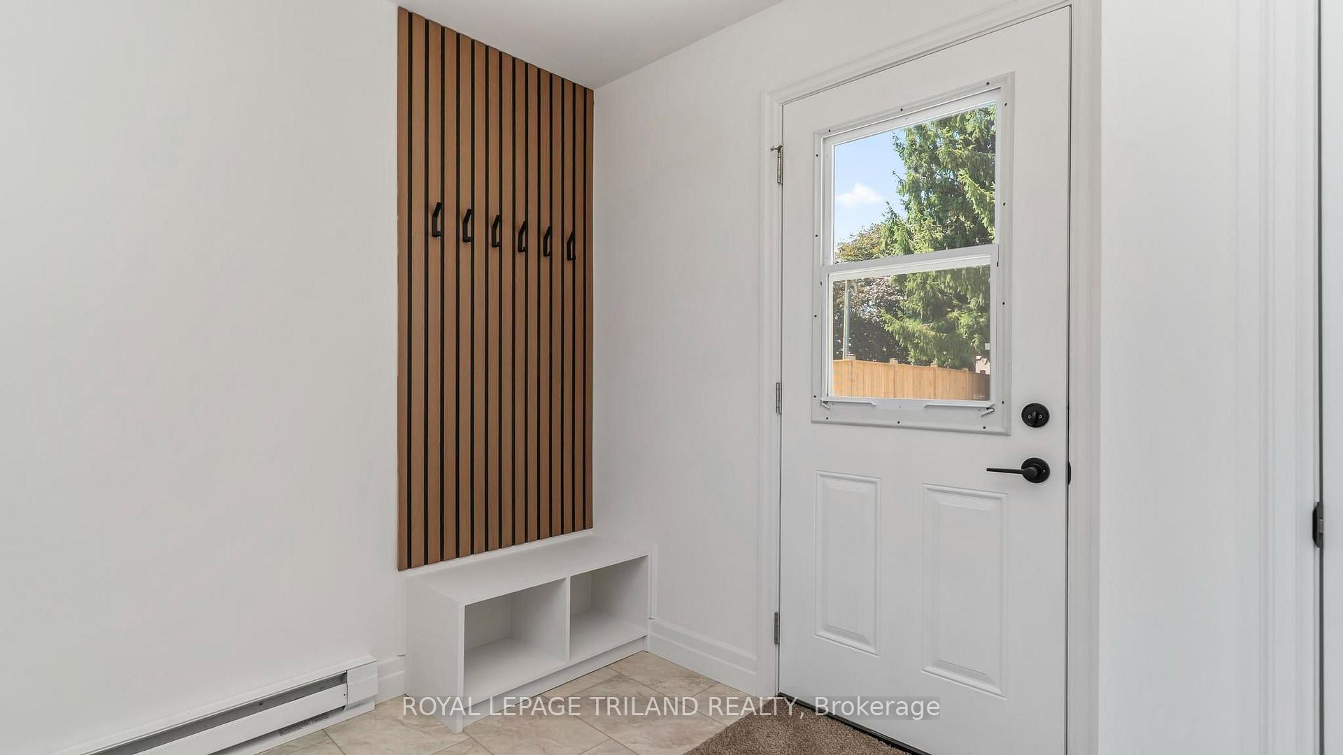 Photo 20 of 114 Fairview Avenue, St. Thomas — HOMEH