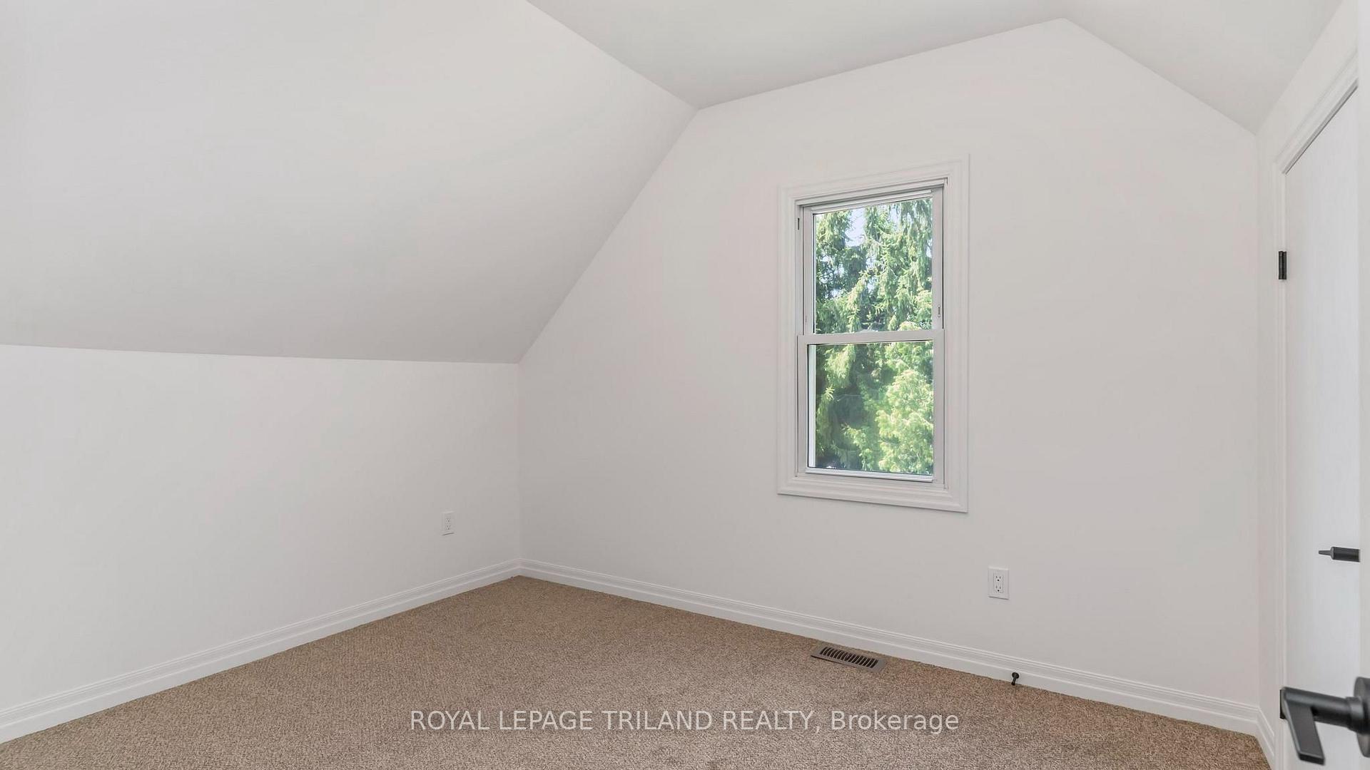 Photo 25 of 114 Fairview Avenue, St. Thomas — HOMEH