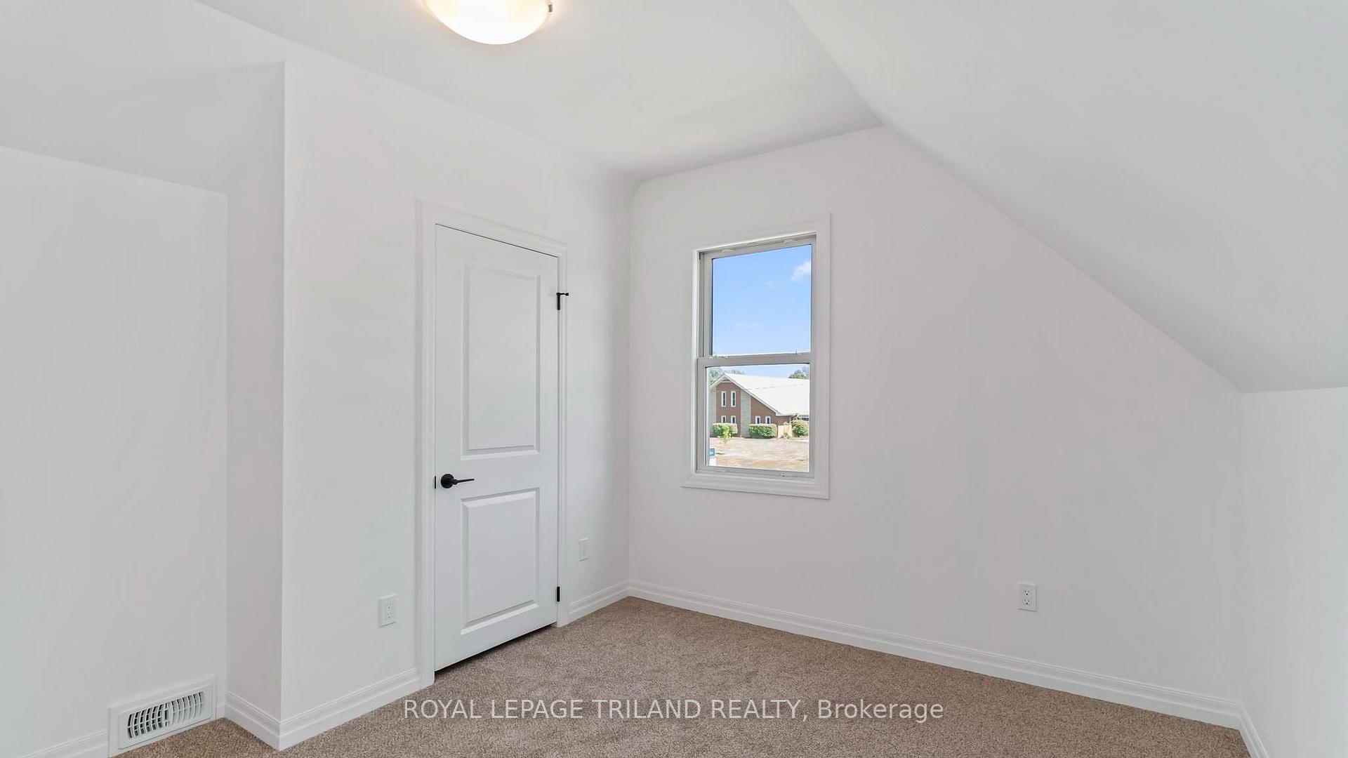 Photo 29 of 114 Fairview Avenue, St. Thomas — HOMEH