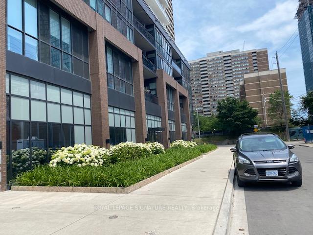 Photo 61 of Unit 1005, 286 Main Street, Toronto, East End-Danforth — HOMEH