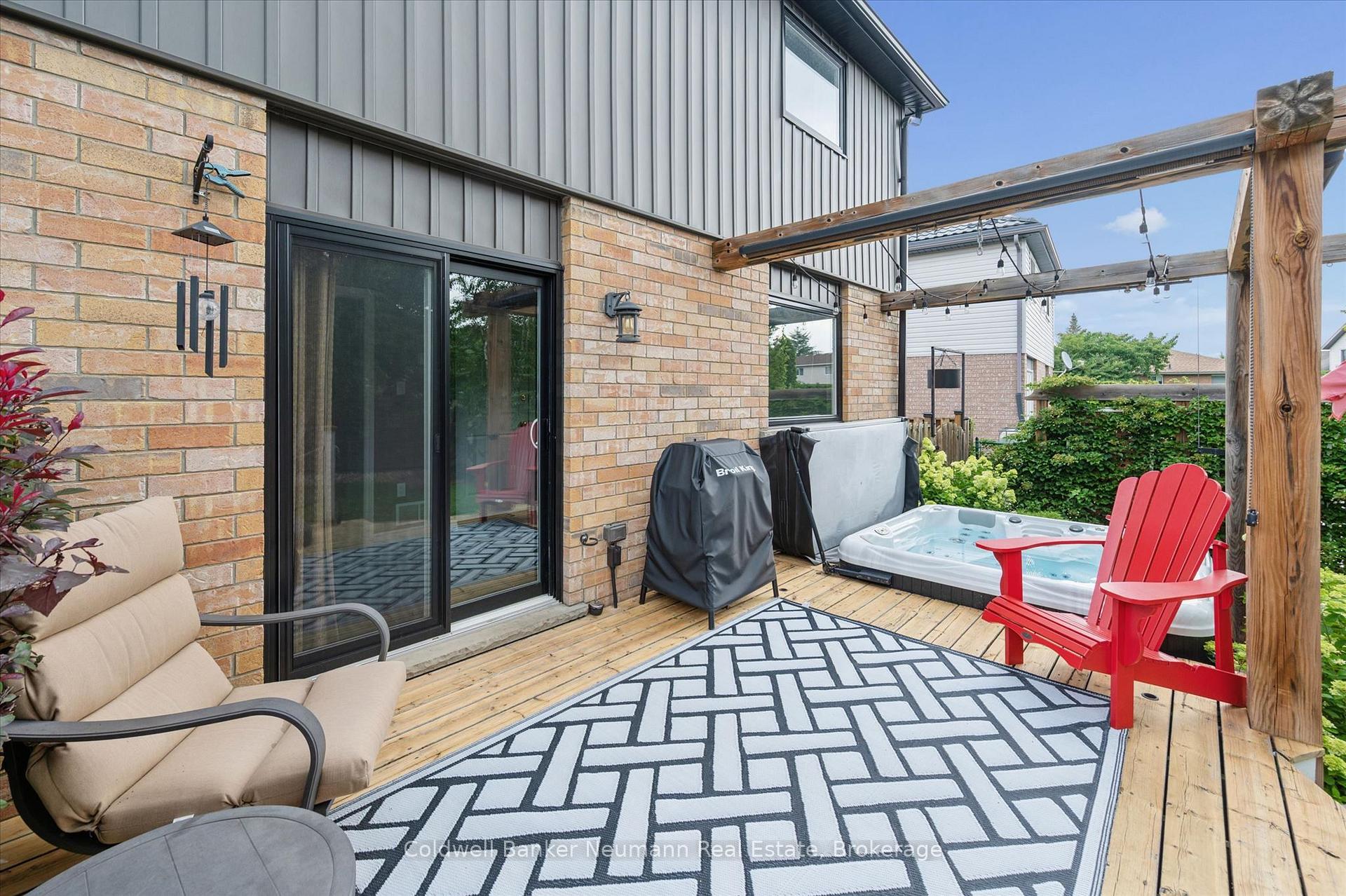 Photo 17 of 81 Candlewood Drive, Guelph, Willow West/Sugarbush/West Acres — HOMEH