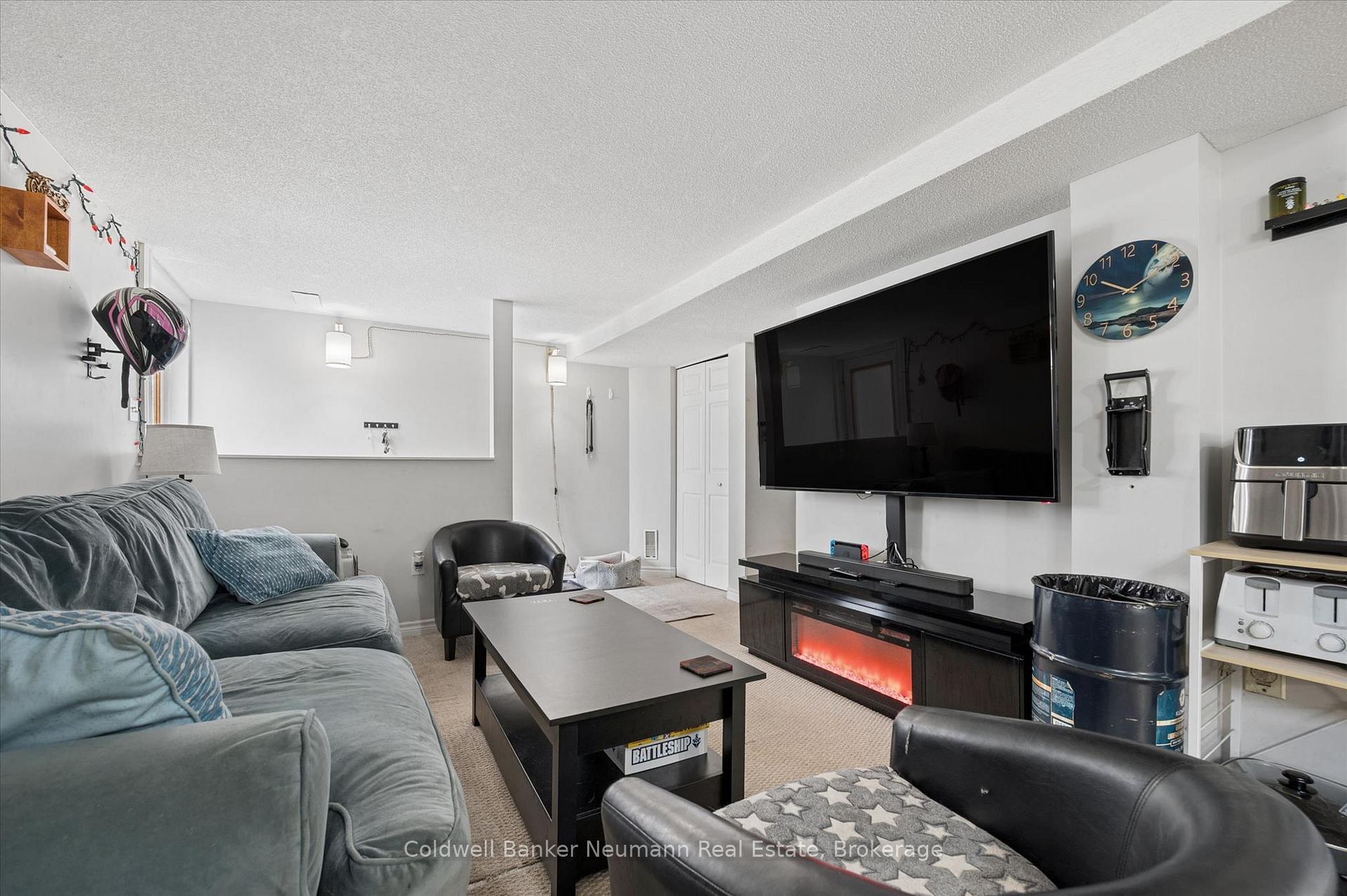 Photo 25 of 81 Candlewood Drive, Guelph, Willow West/Sugarbush/West Acres — HOMEH