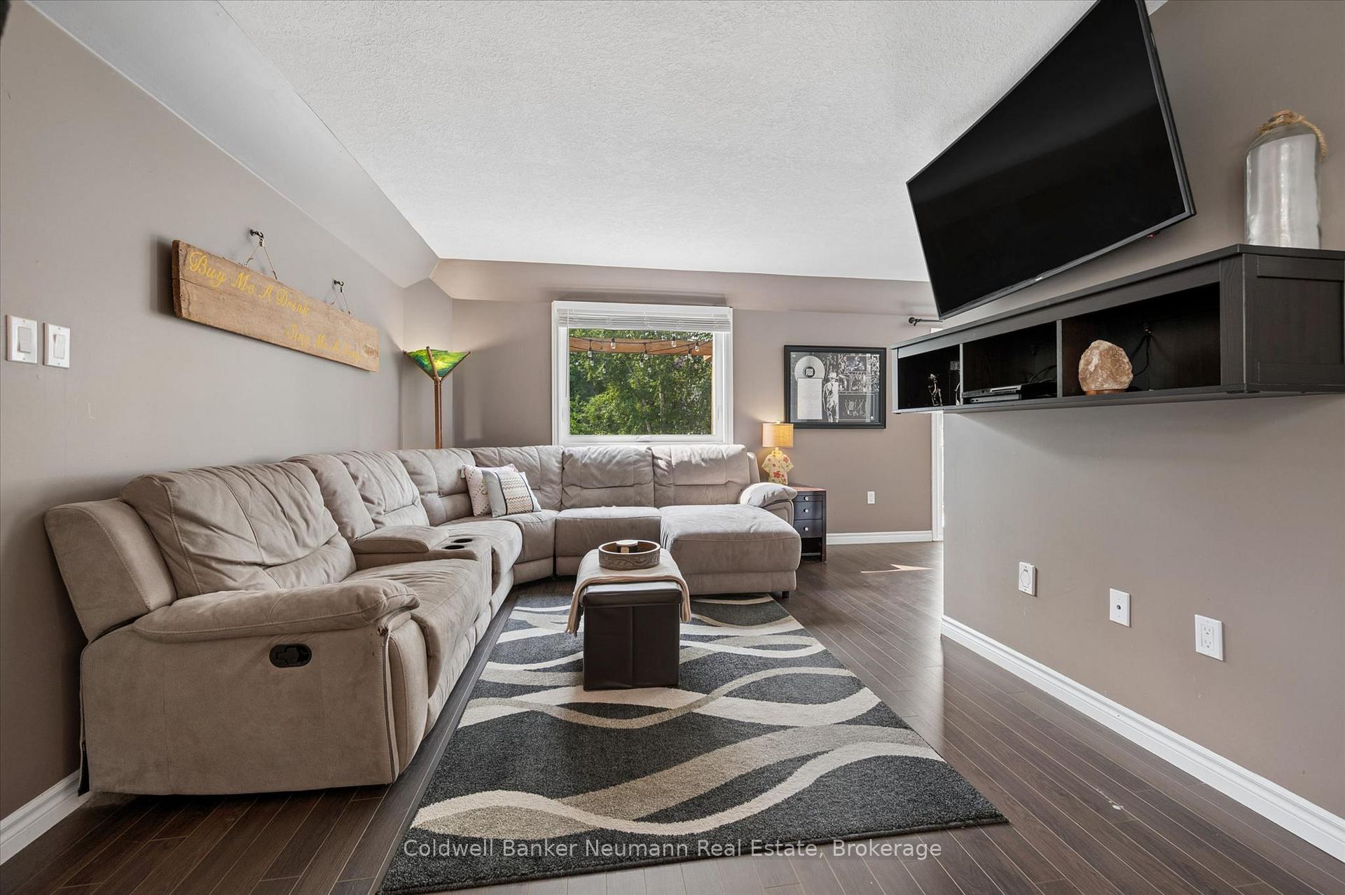 Photo 34 of 81 Candlewood Drive, Guelph, Willow West/Sugarbush/West Acres — HOMEH
