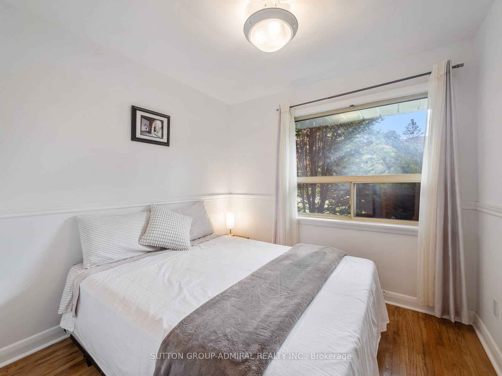Photo 19 of 261 Carol Avenue, Newmarket, Central Newmarket — HOMEH