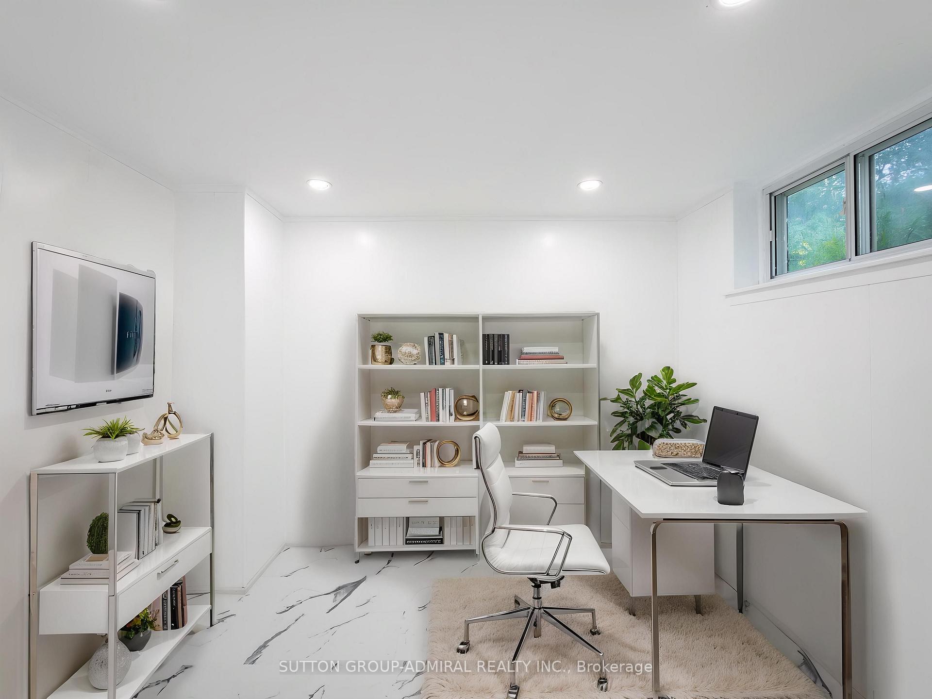 Photo 31 of 261 Carol Avenue, Newmarket, Central Newmarket — HOMEH