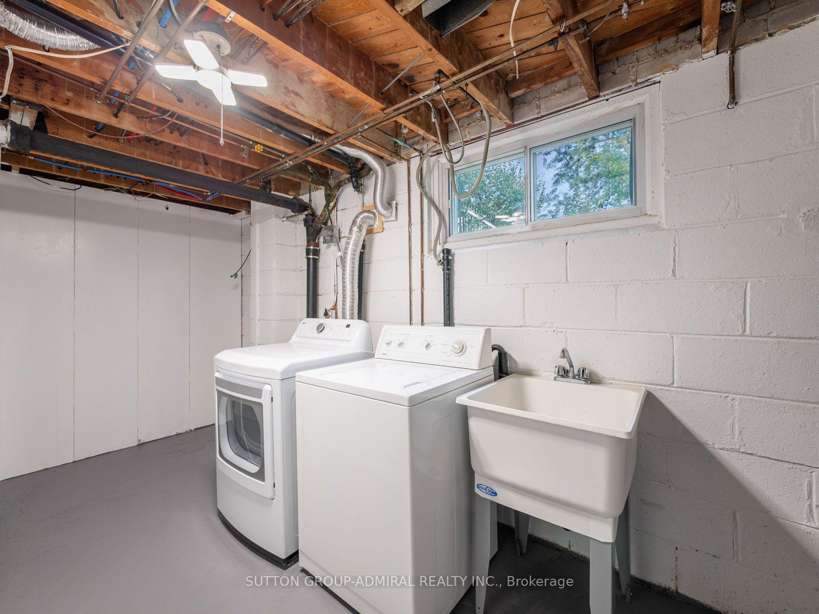 Photo 33 of 261 Carol Avenue, Newmarket, Central Newmarket — HOMEH